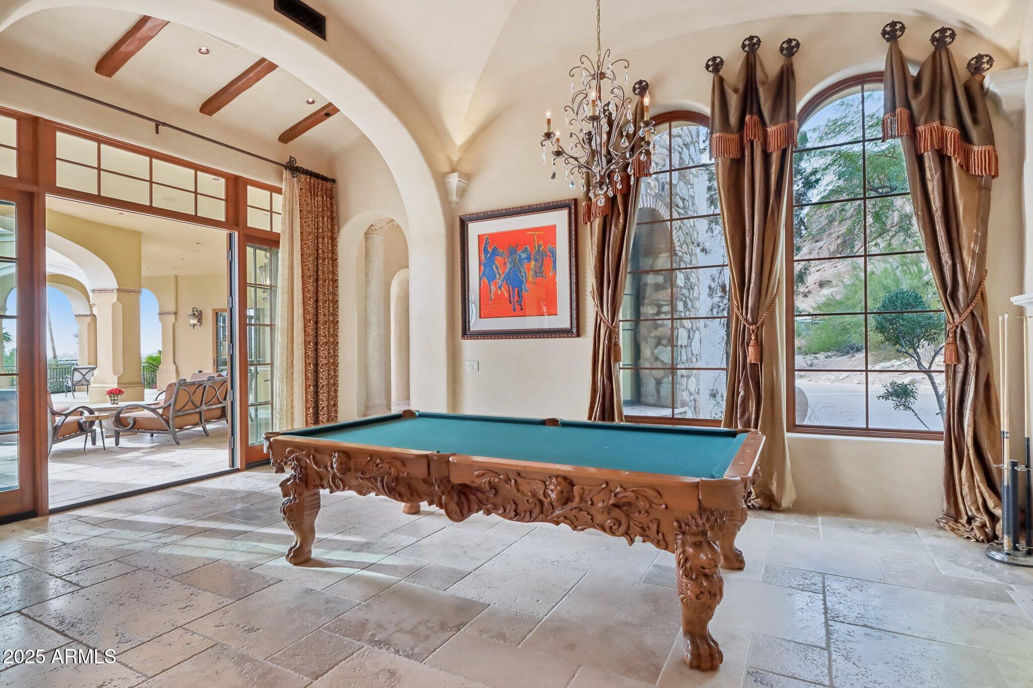 RED ROCK • ARCADIA - Residential