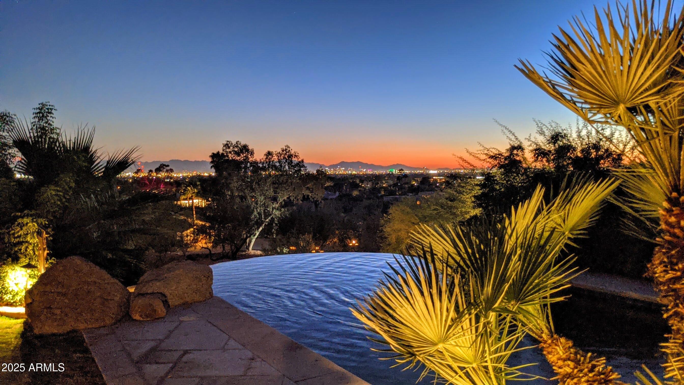 RED ROCK • ARCADIA - Residential