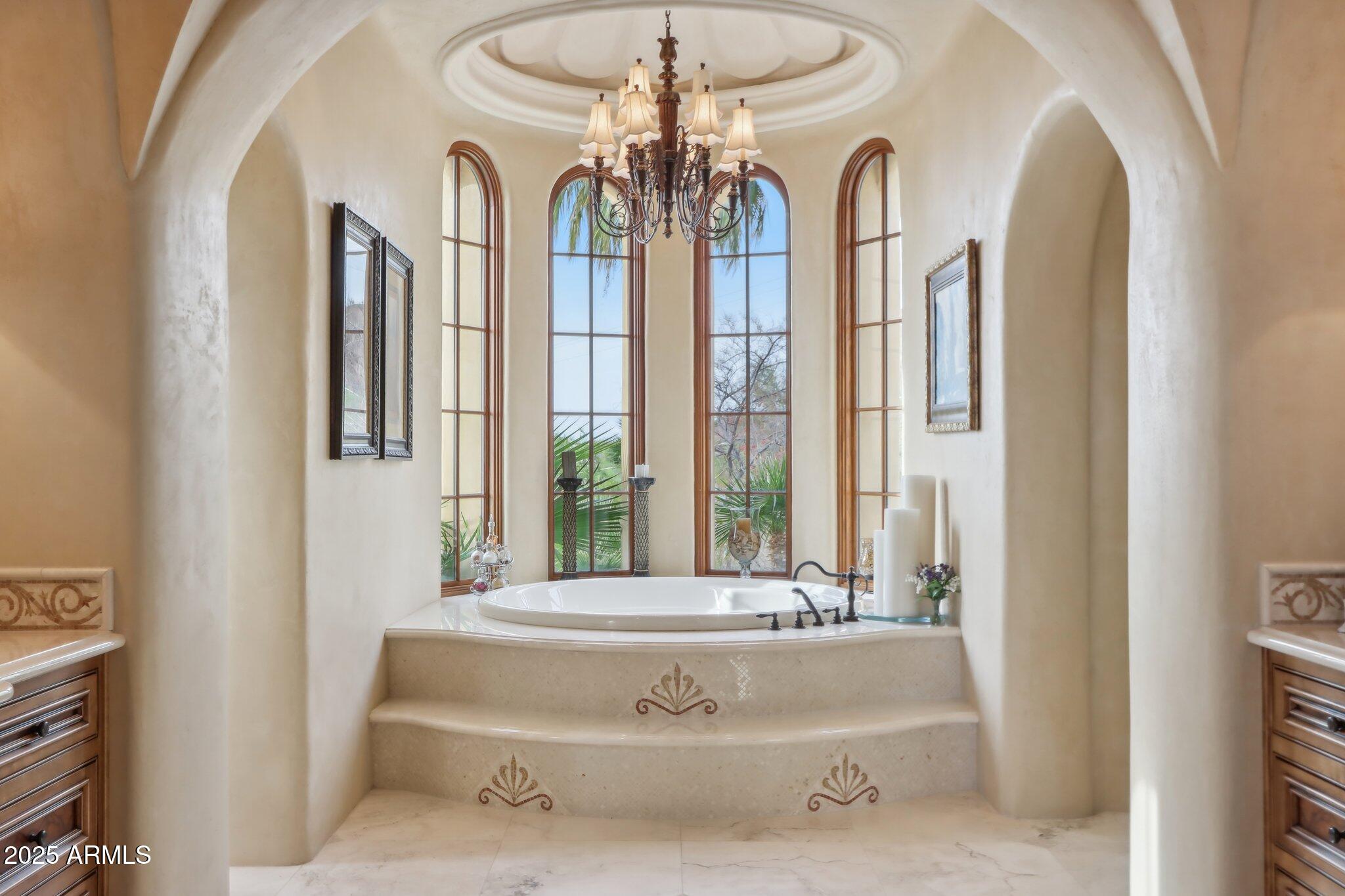 RED ROCK • ARCADIA - Residential