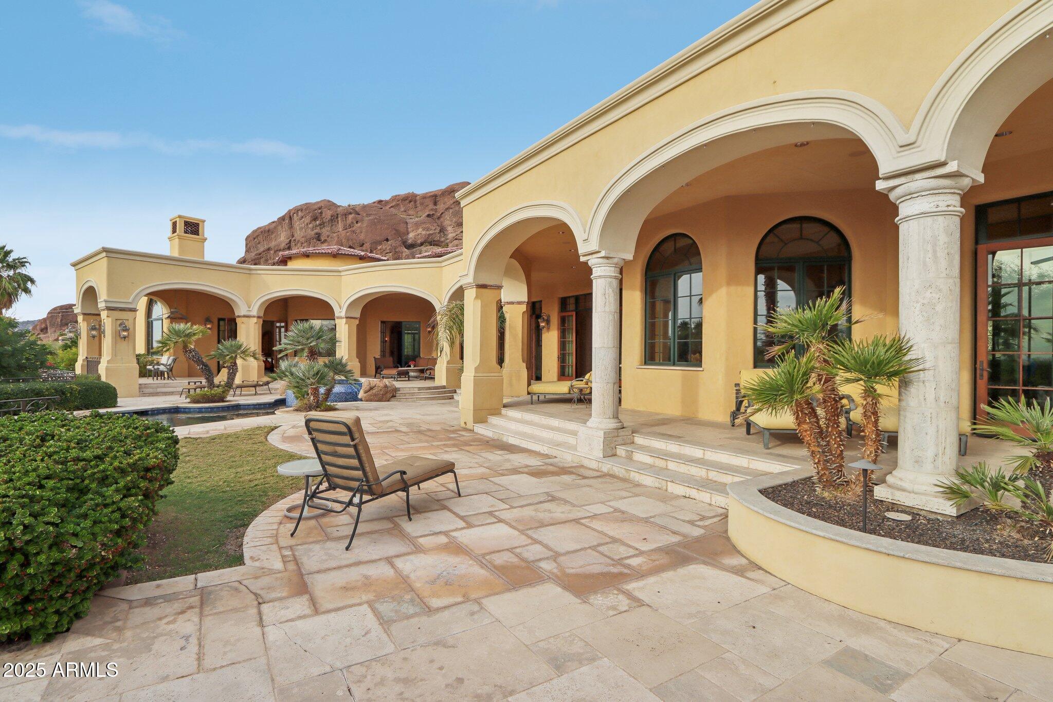 RED ROCK • ARCADIA - Residential