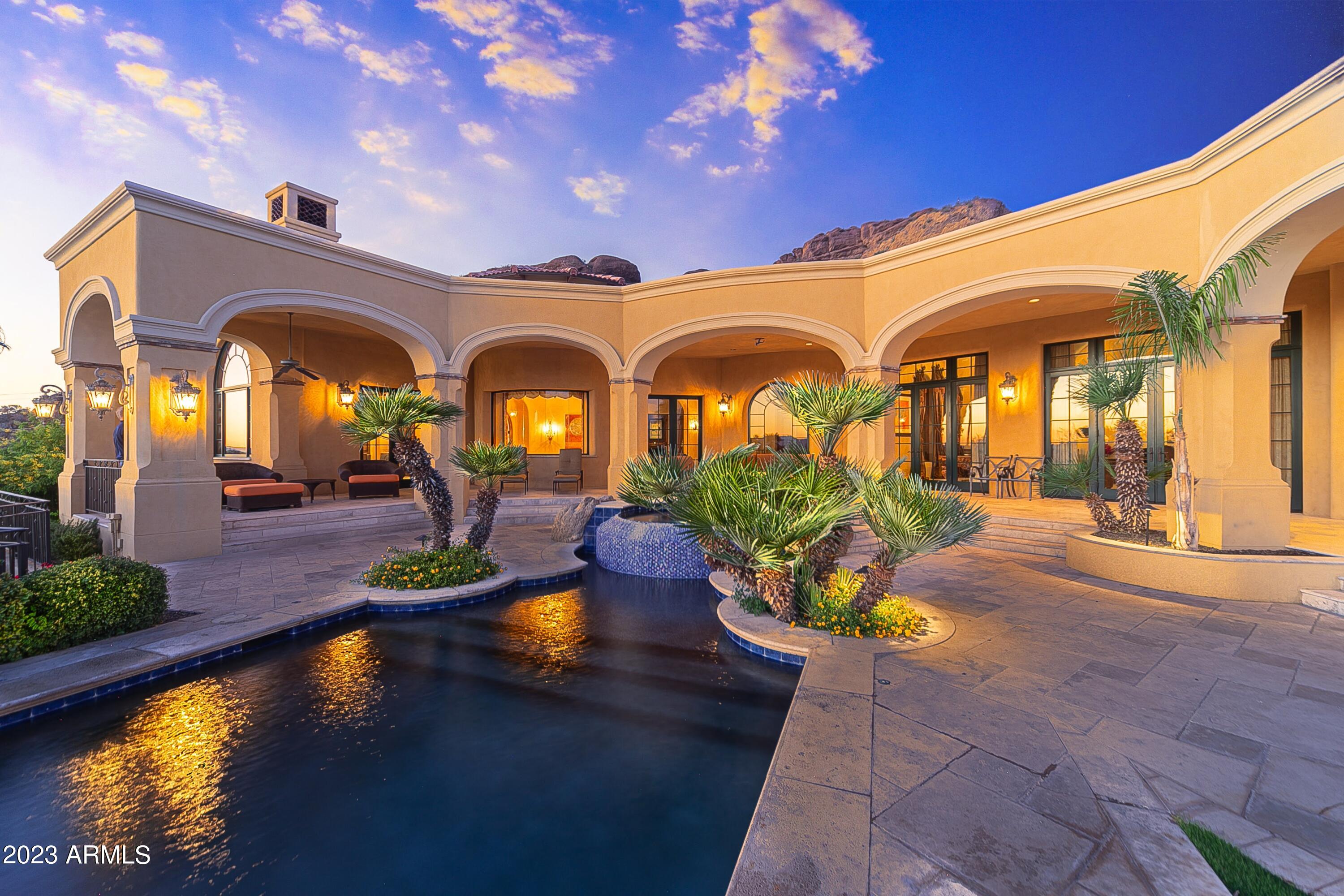 RED ROCK • ARCADIA - Residential