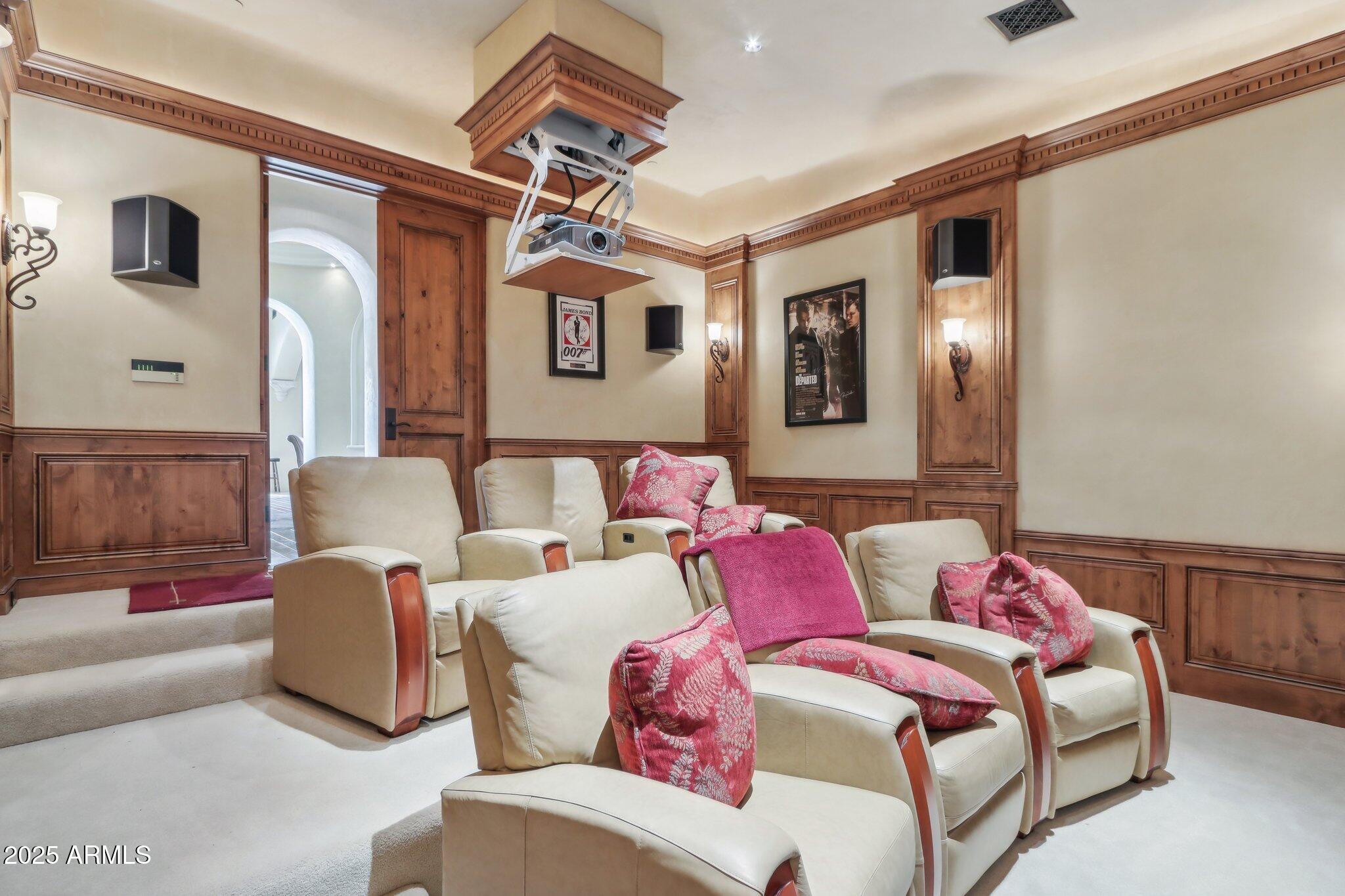 RED ROCK • ARCADIA - Residential