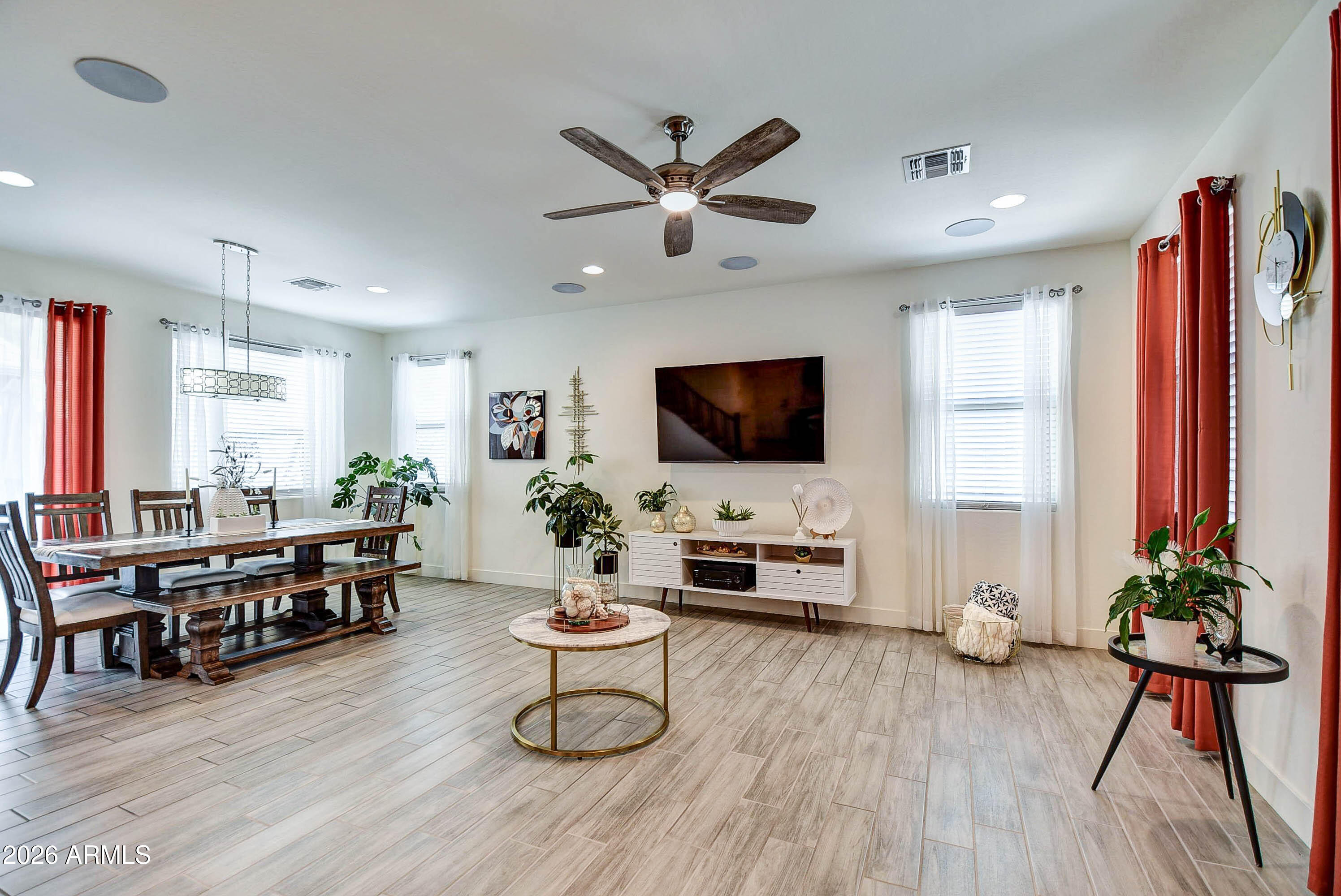 HERITAGE CROSSING - Residential