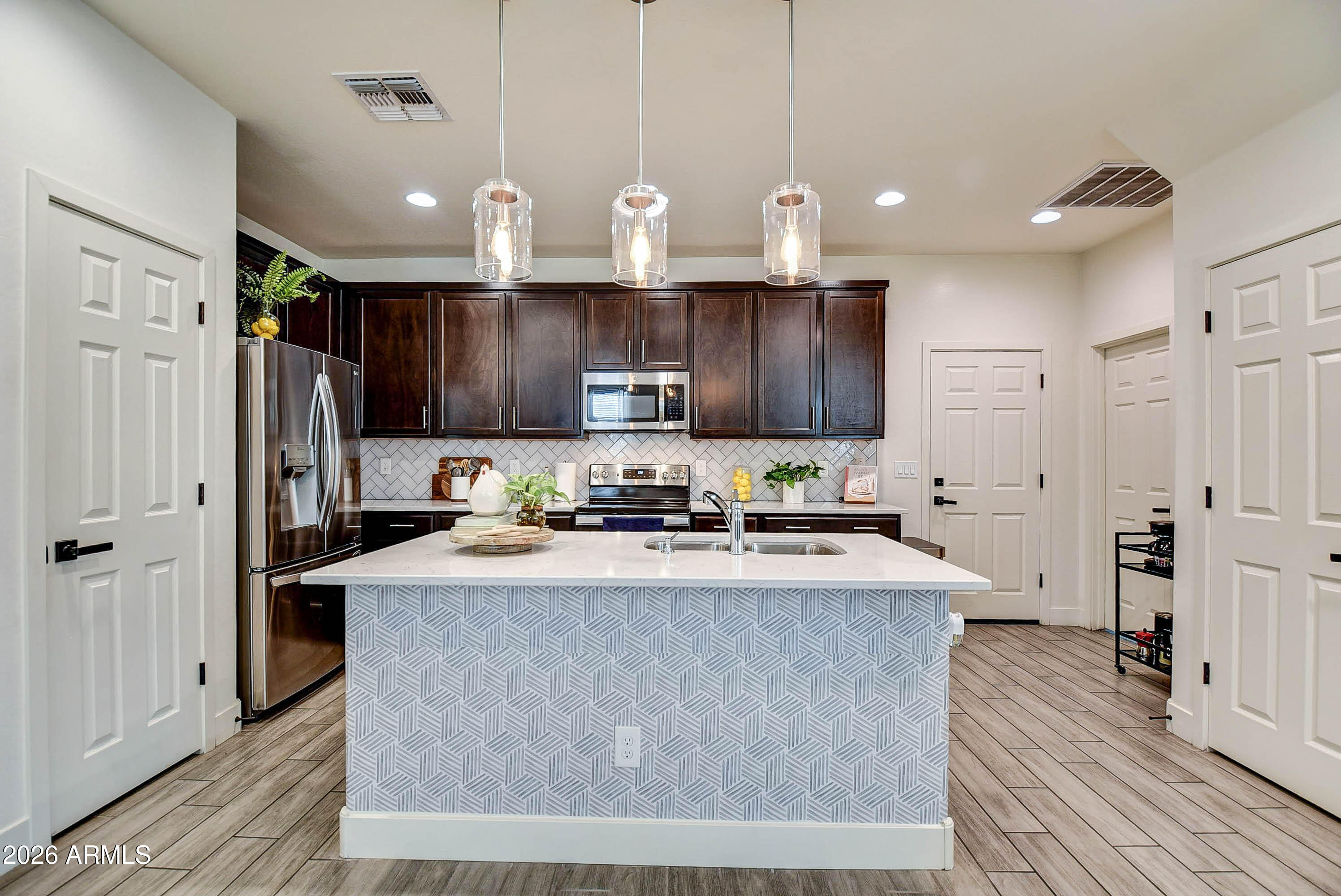 HERITAGE CROSSING - Residential