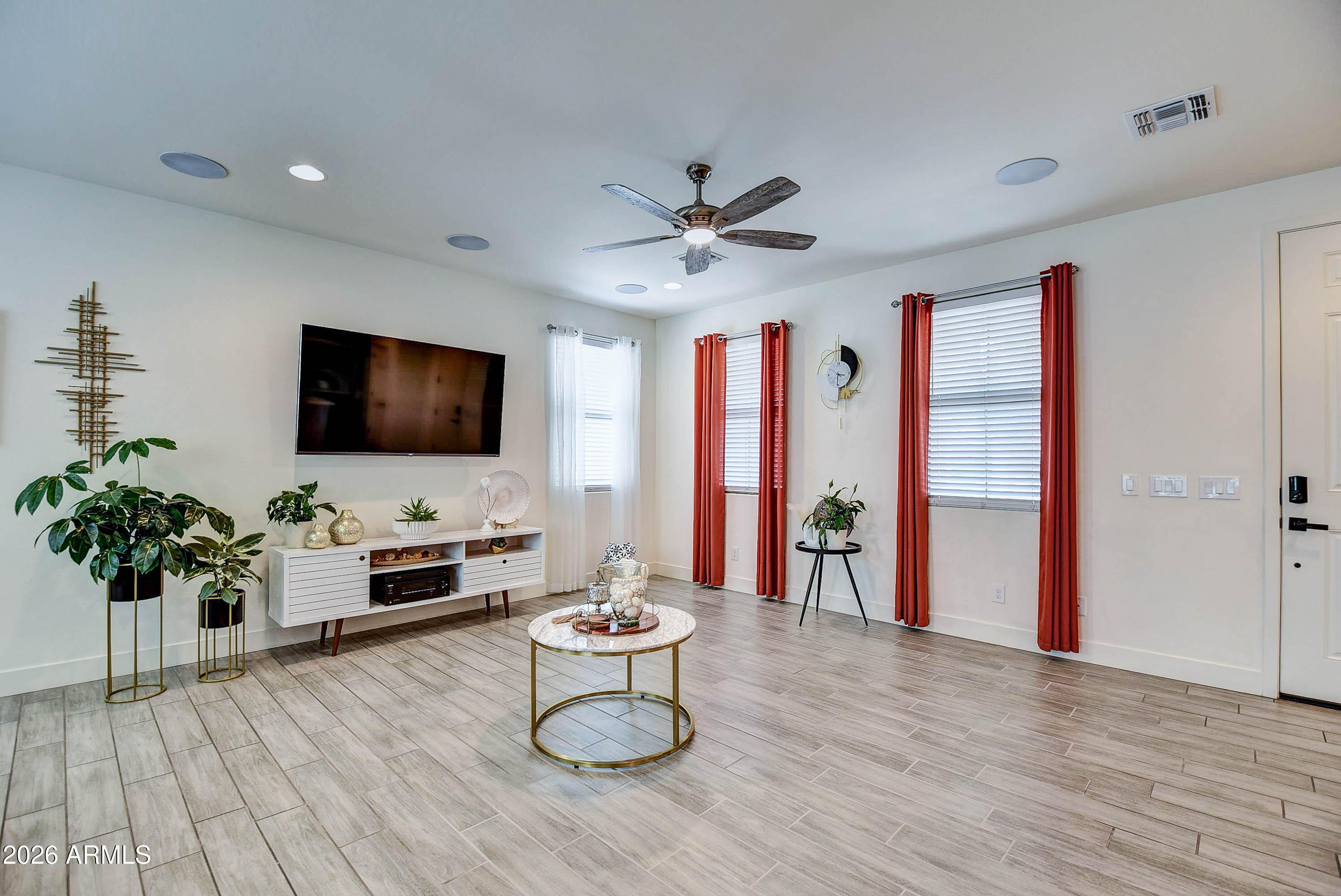 HERITAGE CROSSING - Residential