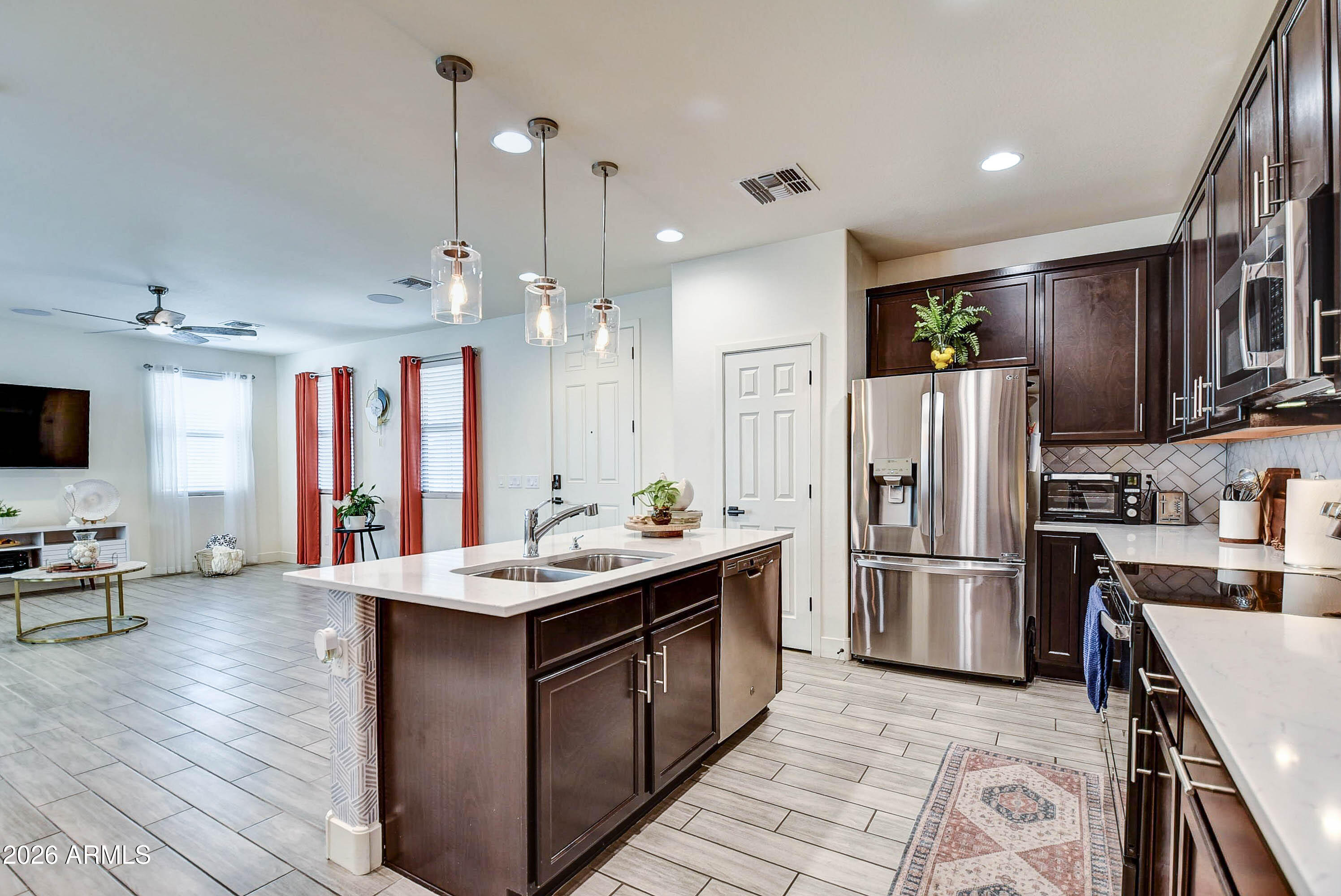 HERITAGE CROSSING - Residential