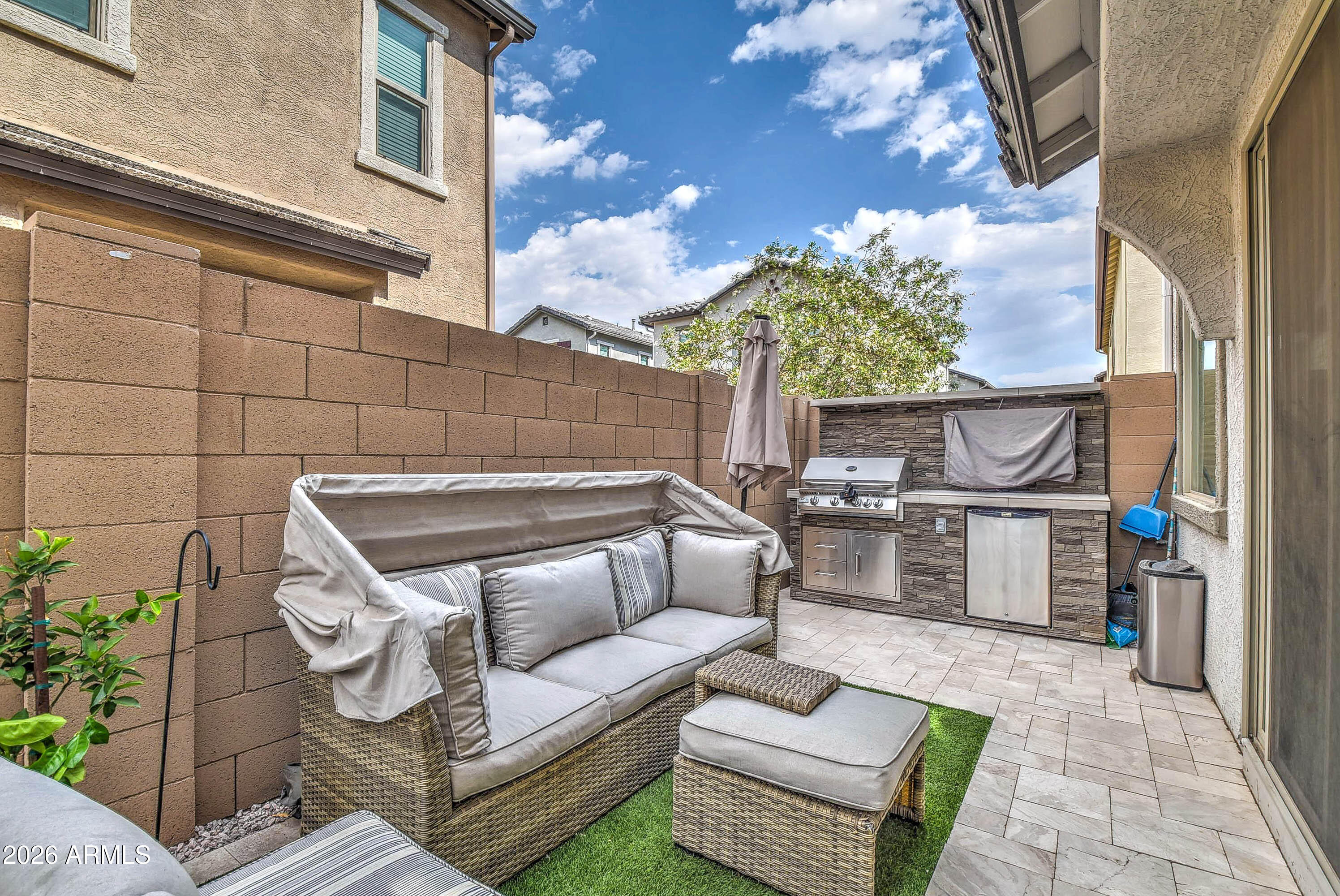 HERITAGE CROSSING - Residential