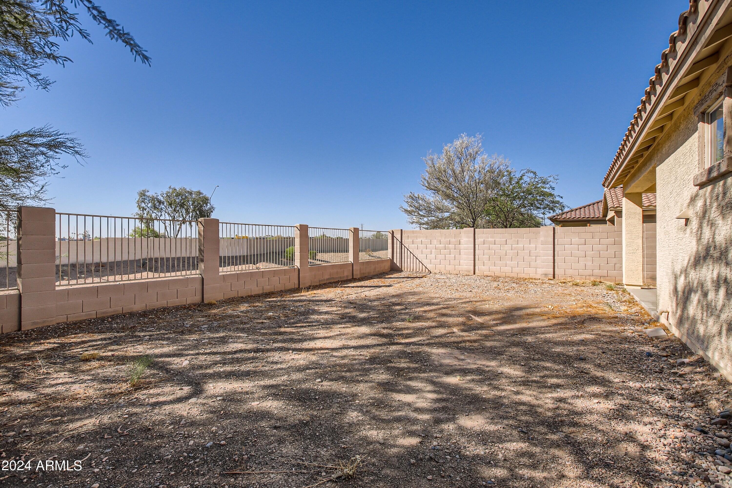 3 J'S COUNTRY ESTATES - Residential