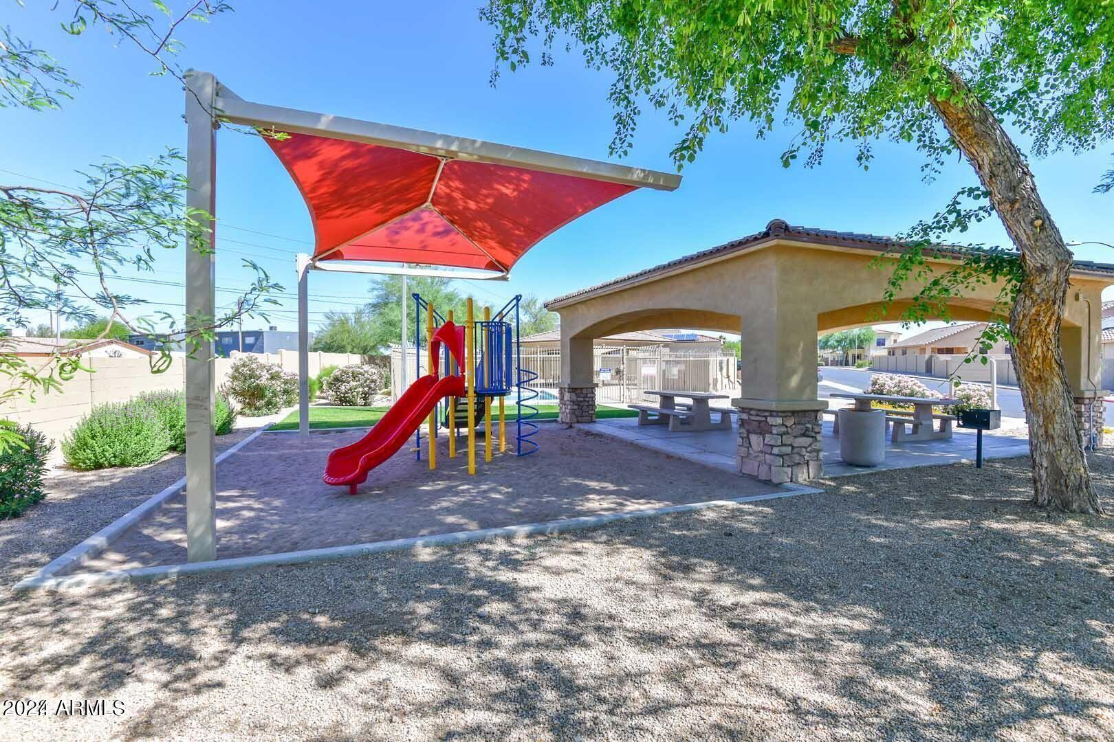 3 J'S COUNTRY ESTATES - Residential