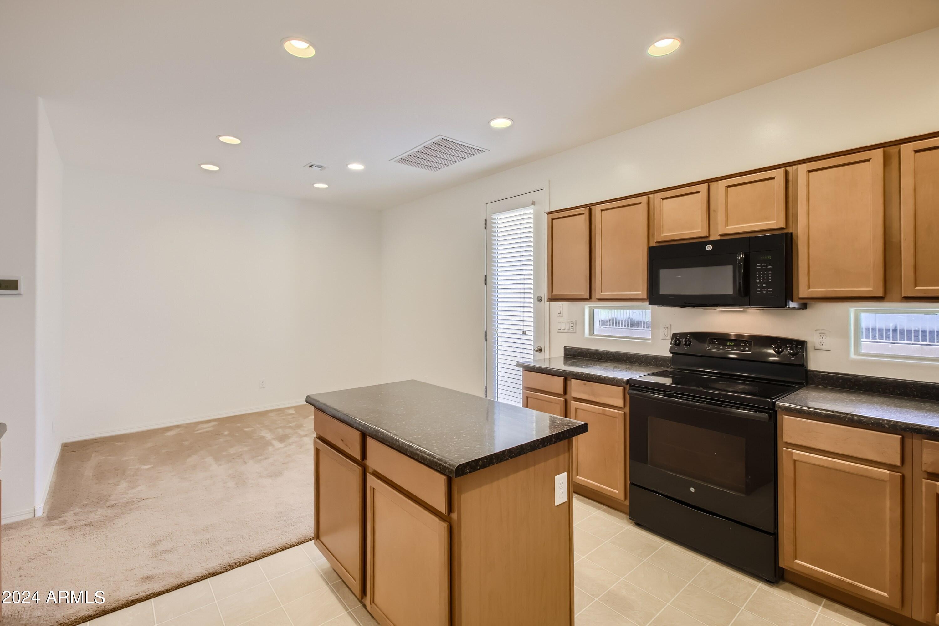 3 J'S COUNTRY ESTATES - Residential