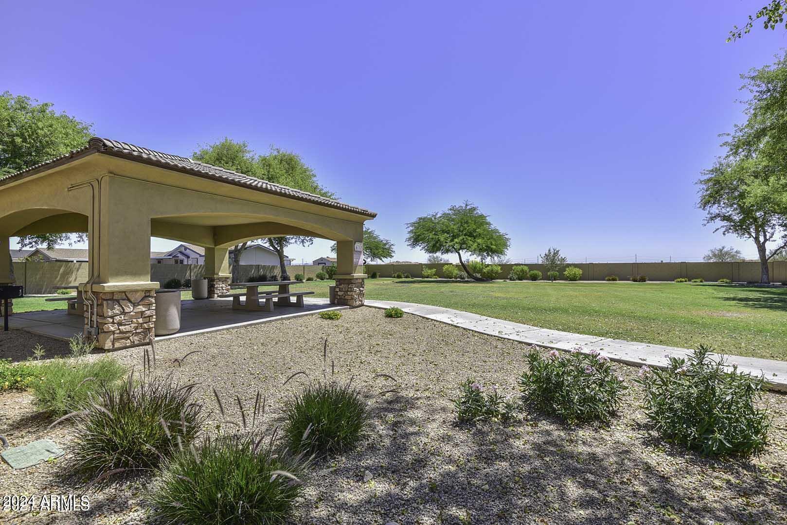 3 J'S COUNTRY ESTATES - Residential
