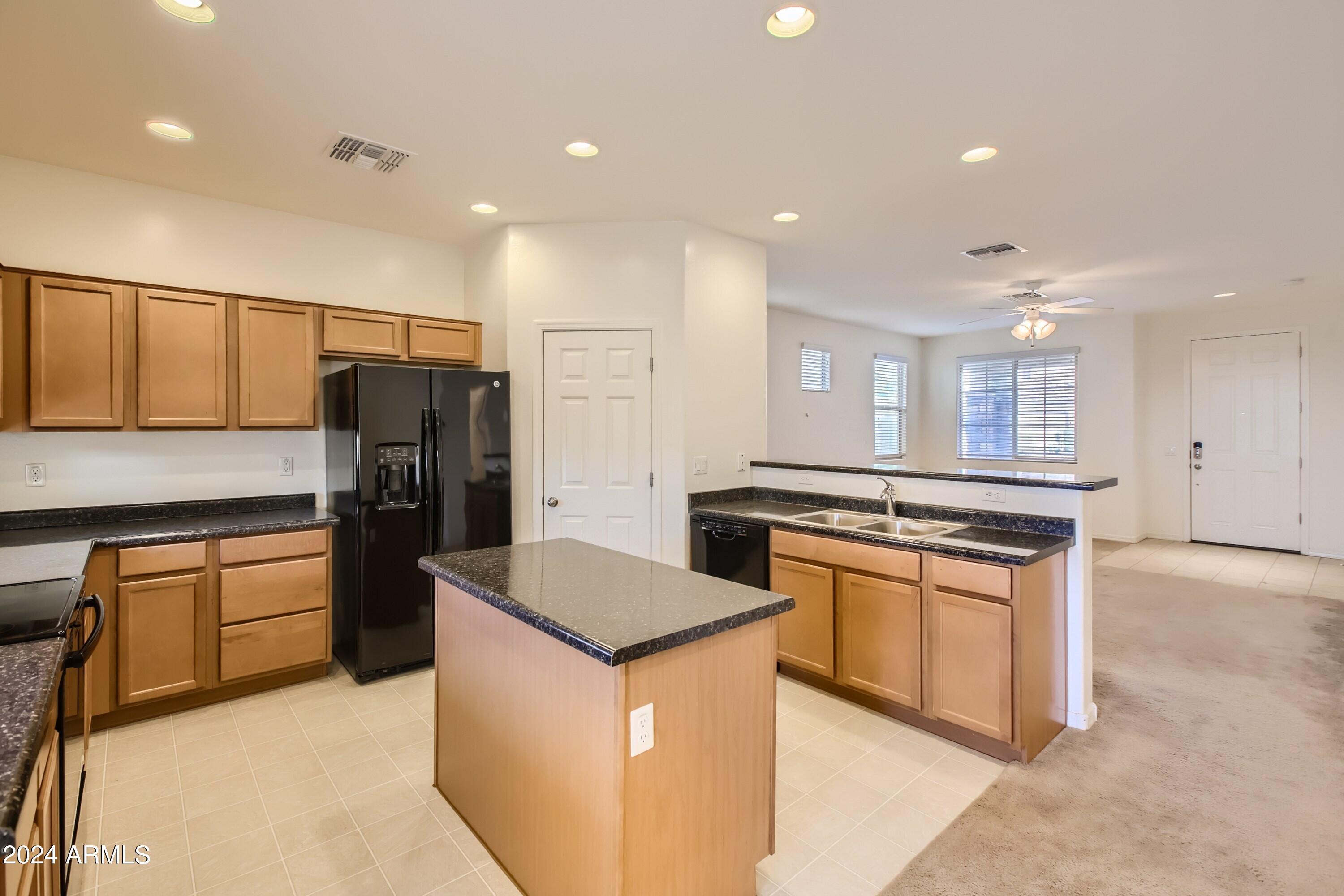 3 J'S COUNTRY ESTATES - Residential