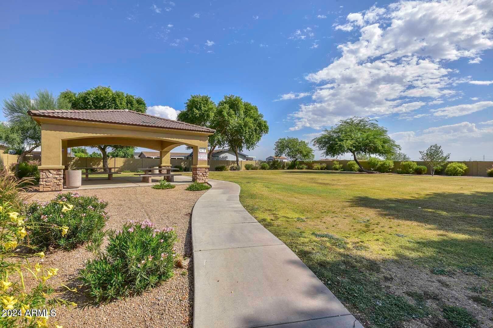 3 J'S COUNTRY ESTATES - Residential