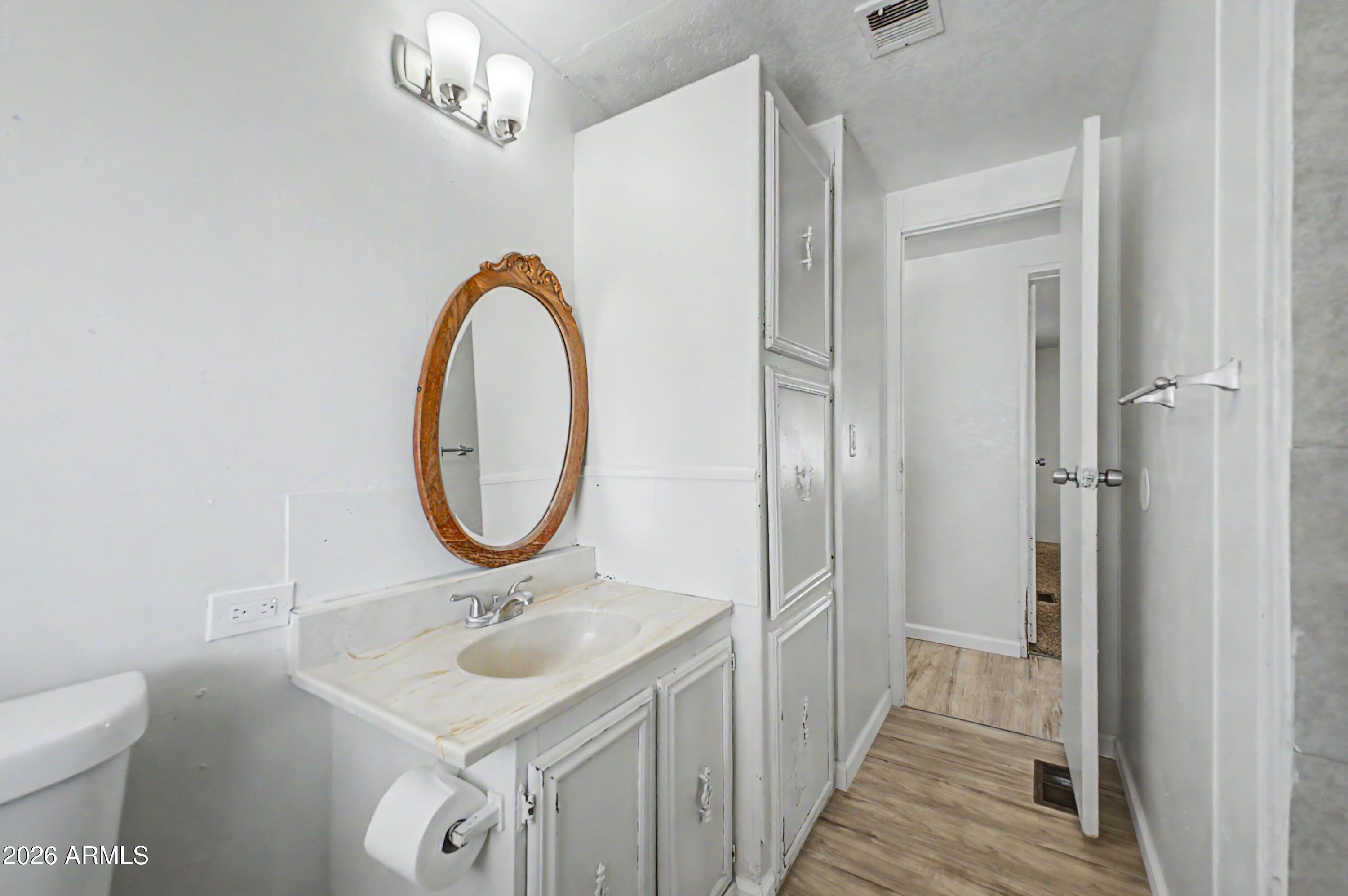 Canada Village AMD MCR 22 - Residential