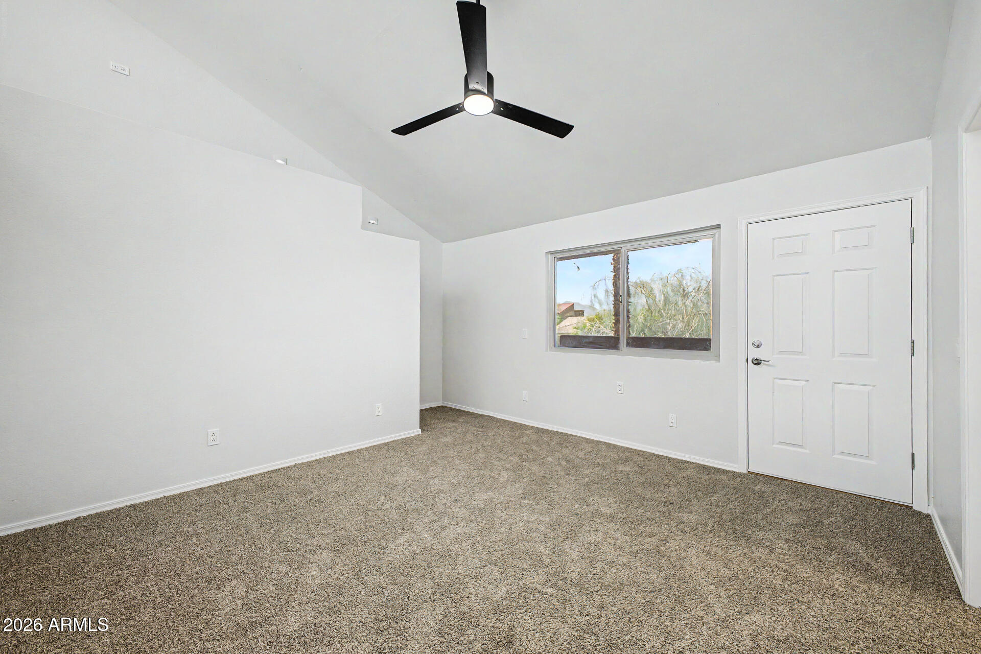 KINGSDALE CONDOMINIUMS UNIT 12 - Residential