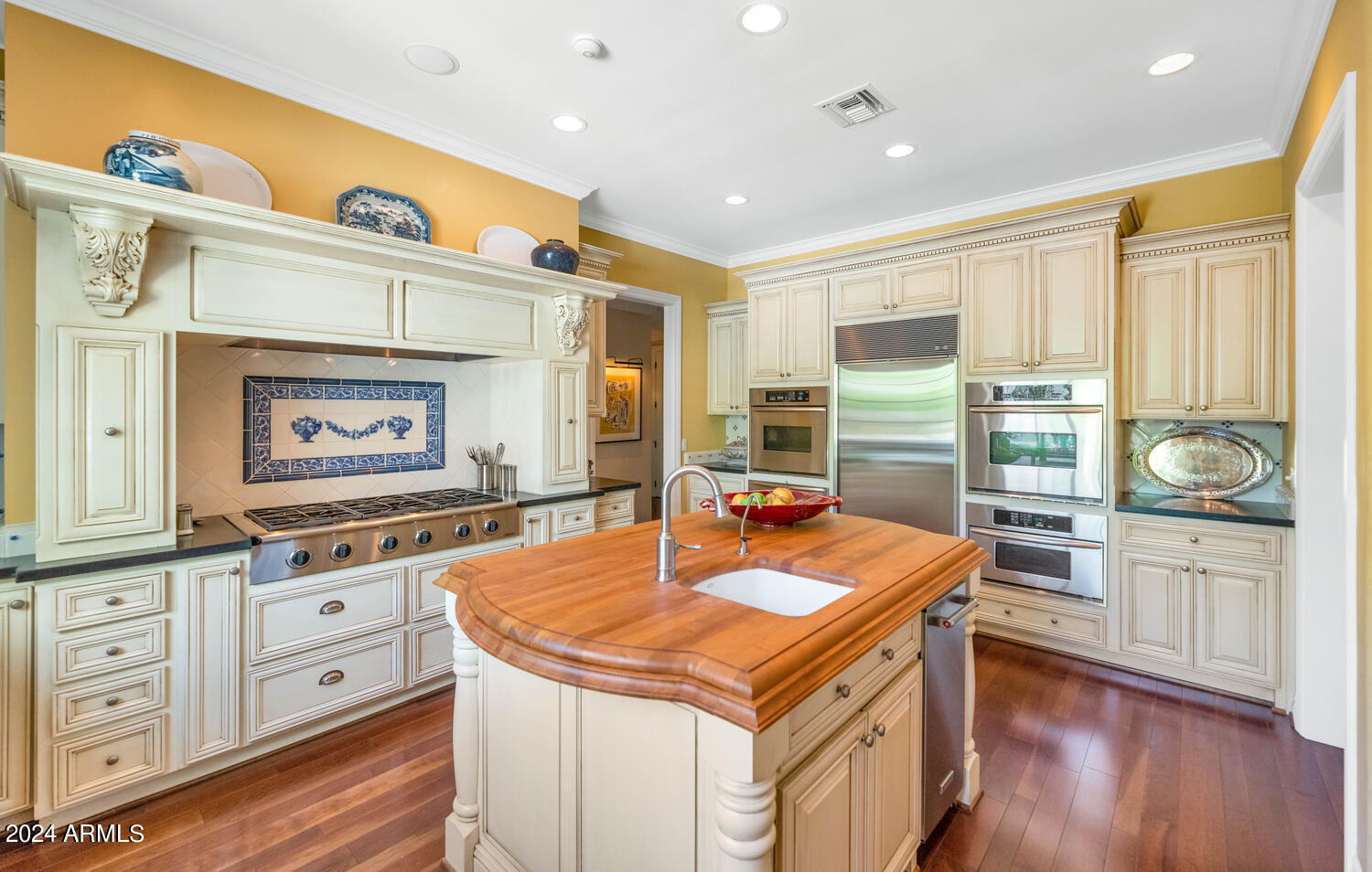 WOODSHIRE - Residential