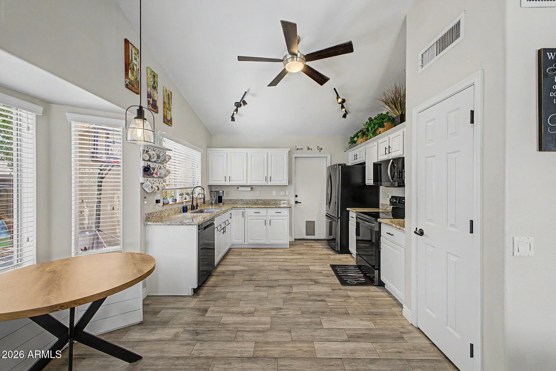 RIDGEVIEW UNIT 3-B - Residential