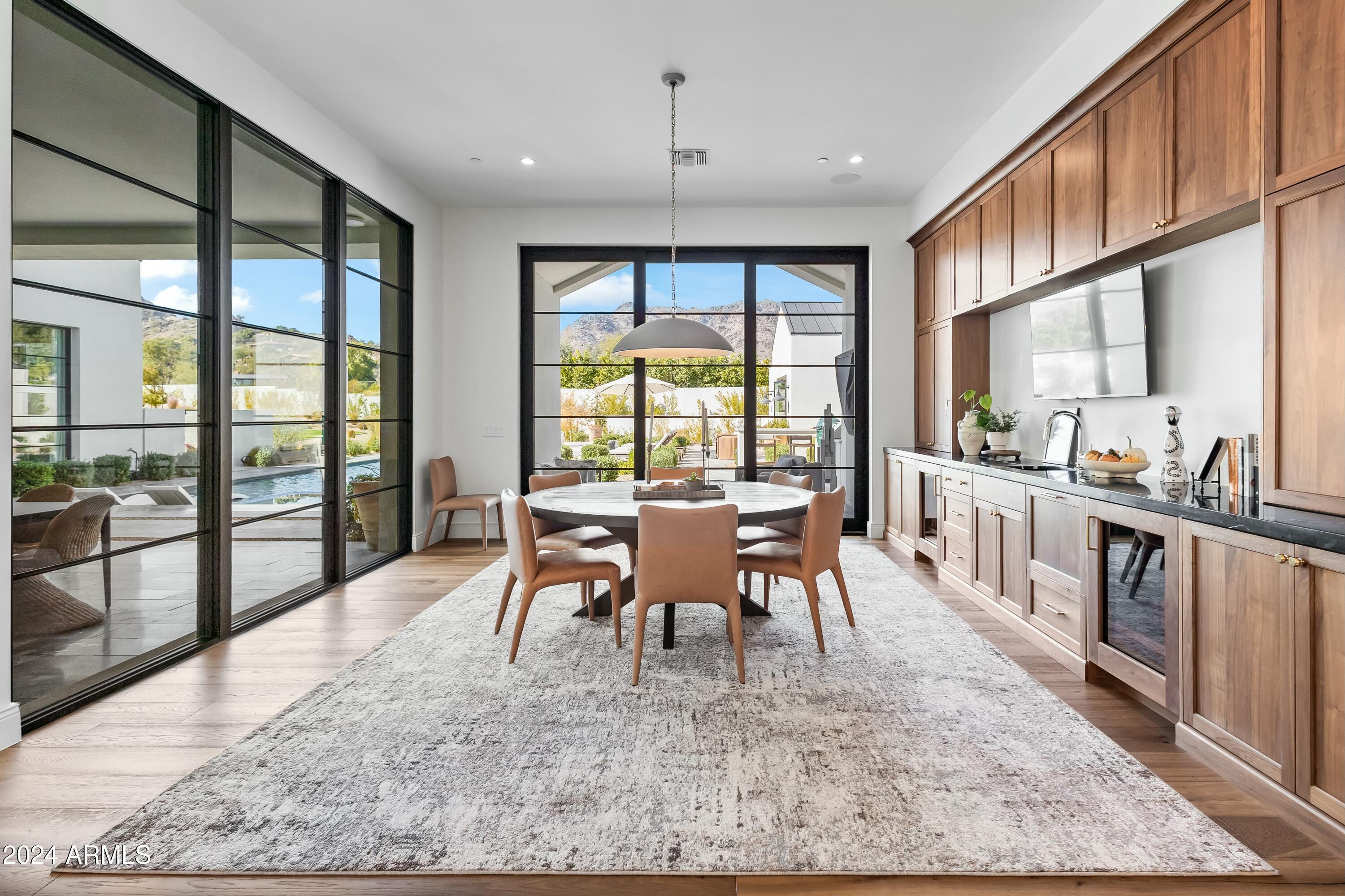 QUARTZ VALLEY - Residential