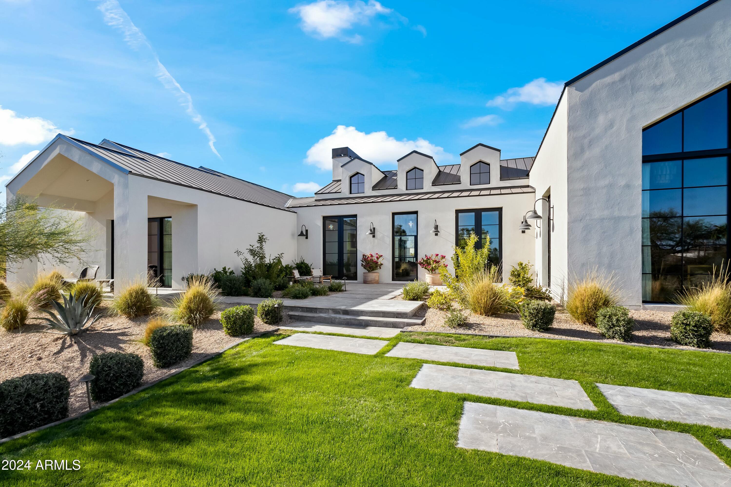 QUARTZ VALLEY - Residential