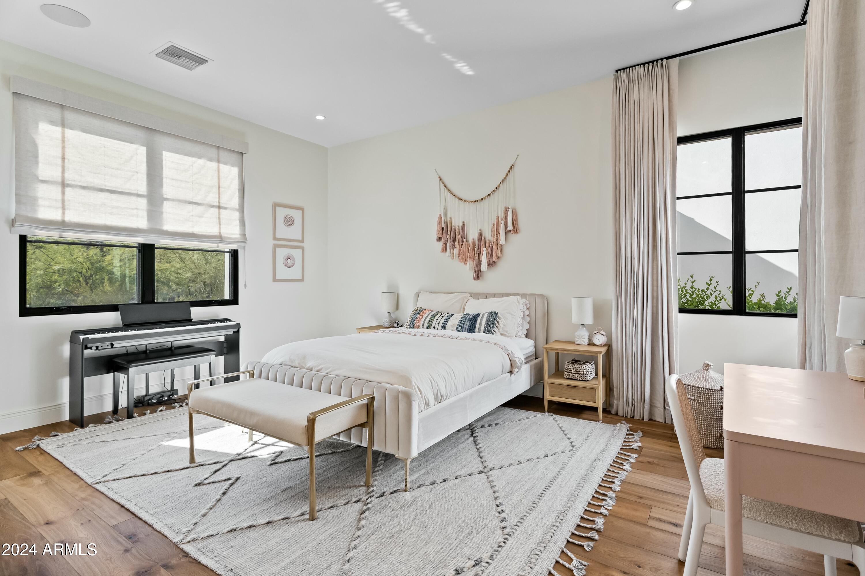 QUARTZ VALLEY - Residential