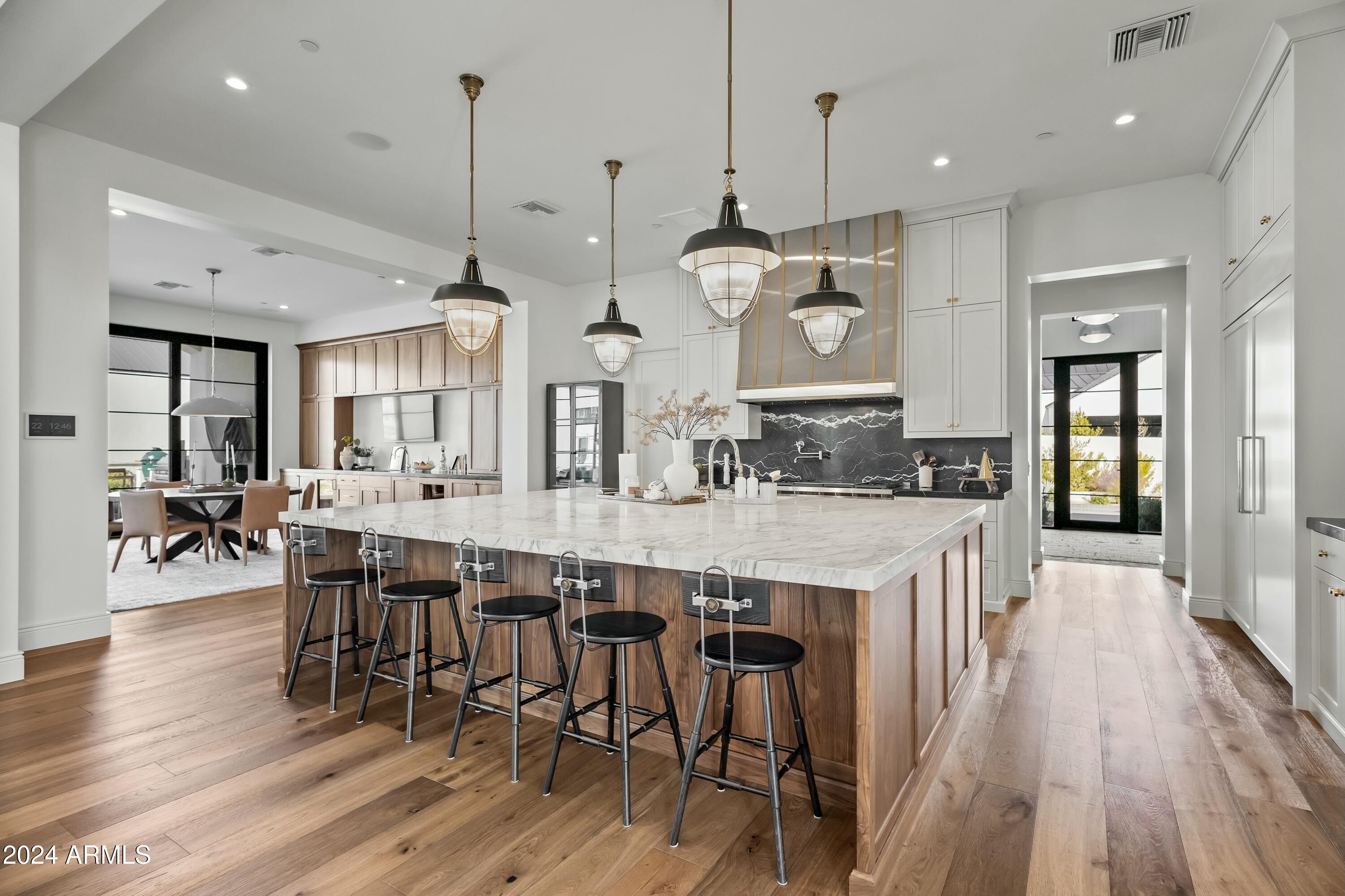 QUARTZ VALLEY - Residential