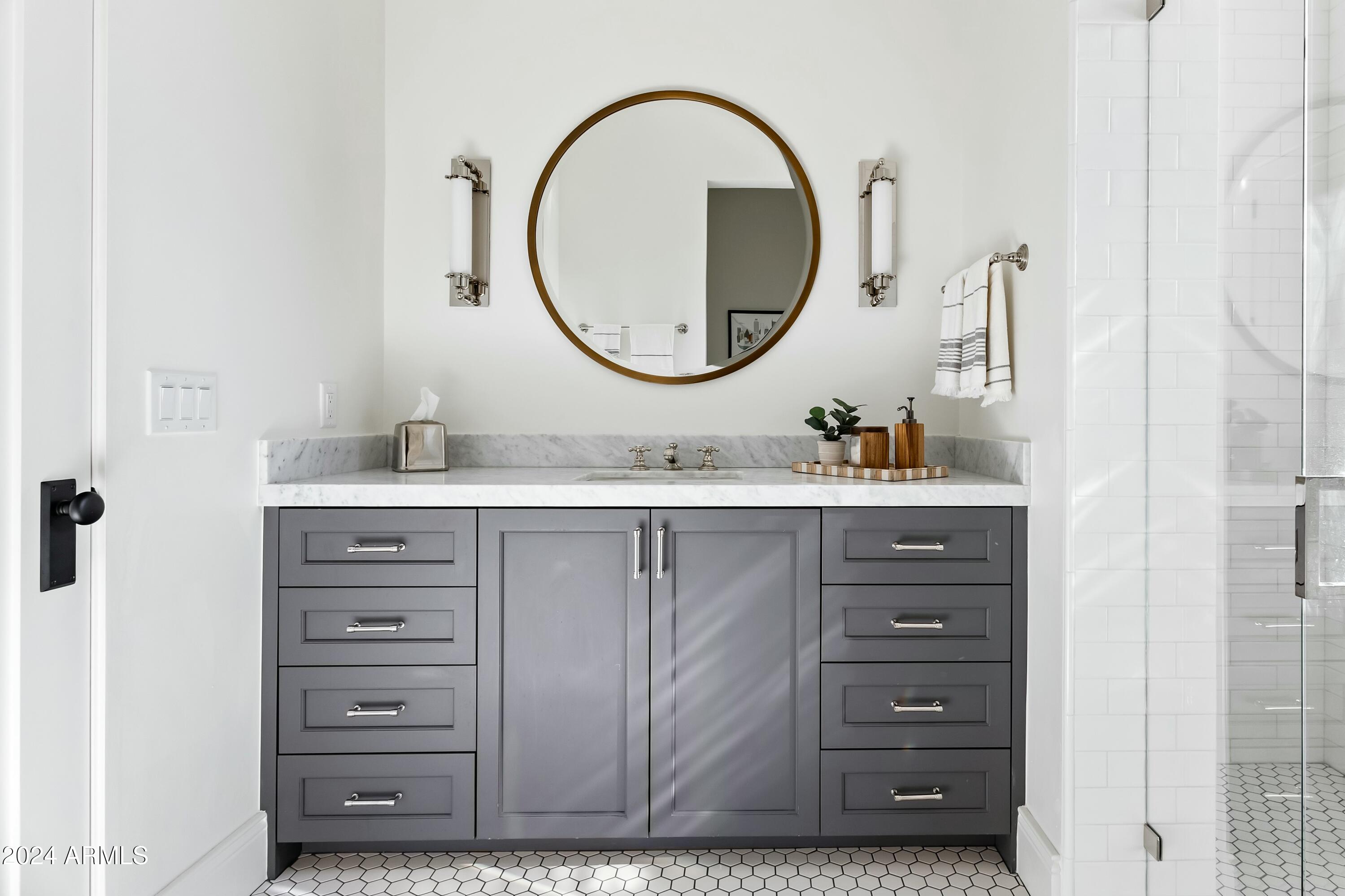 QUARTZ VALLEY - Residential