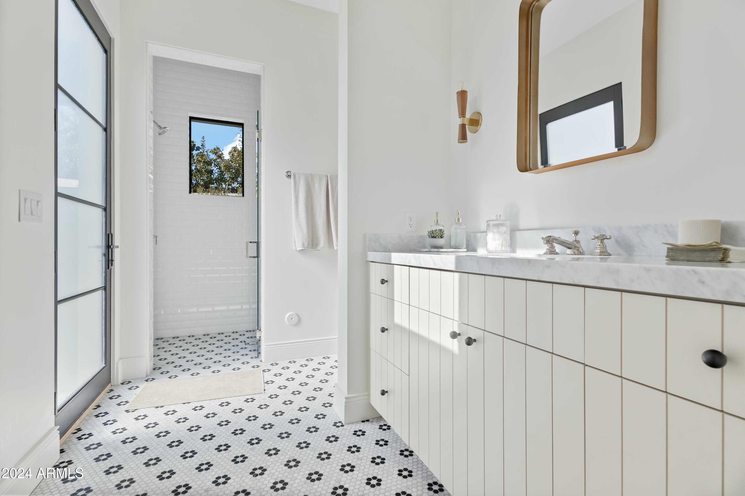 QUARTZ VALLEY - Residential