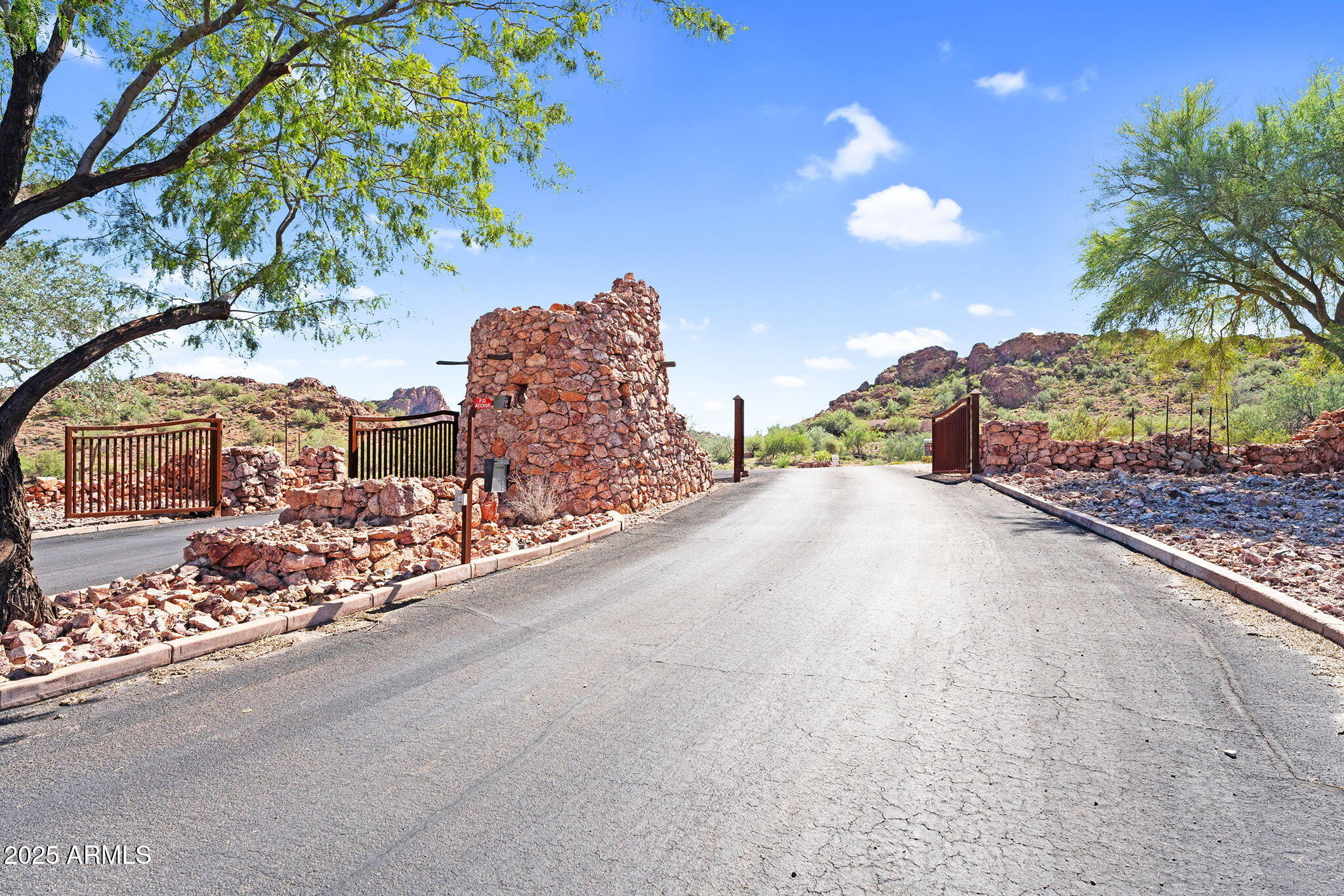 BUTTE CREEK ESTATES-EL PEDREGAL - Land