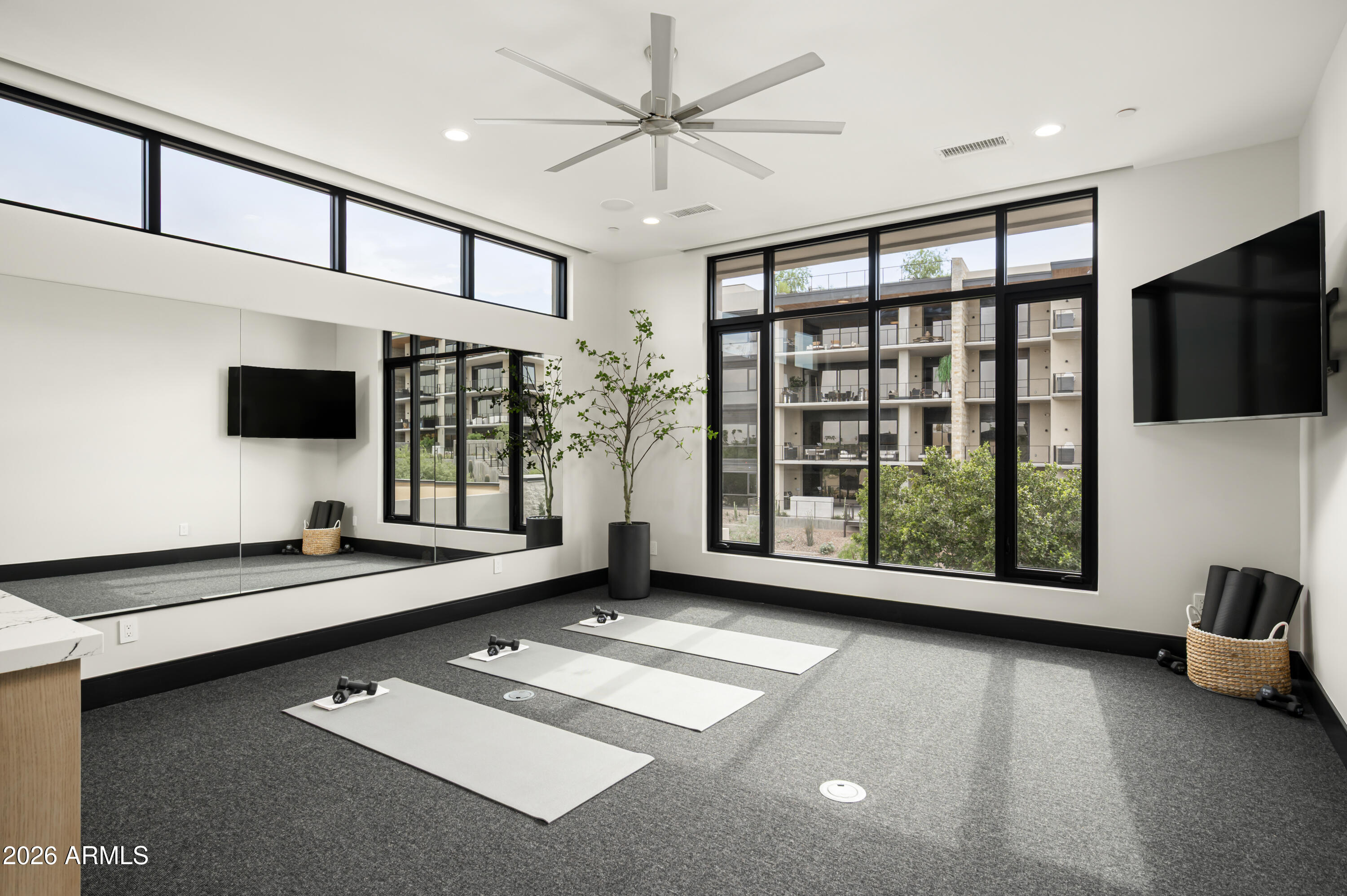 PHOENICIAN - Residential