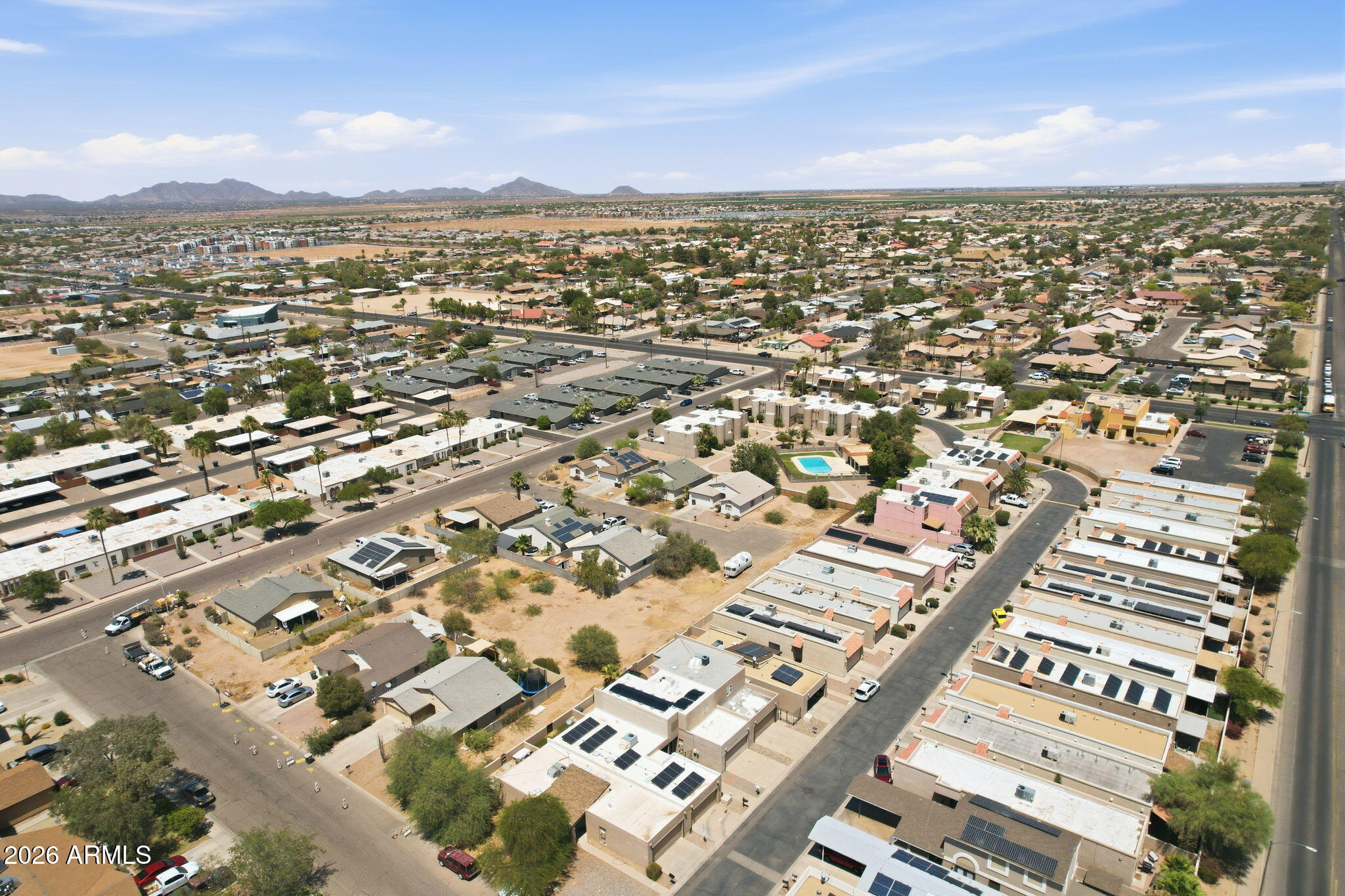 CASA GRANDE TOWNHOMES UNIT THREE - Residential