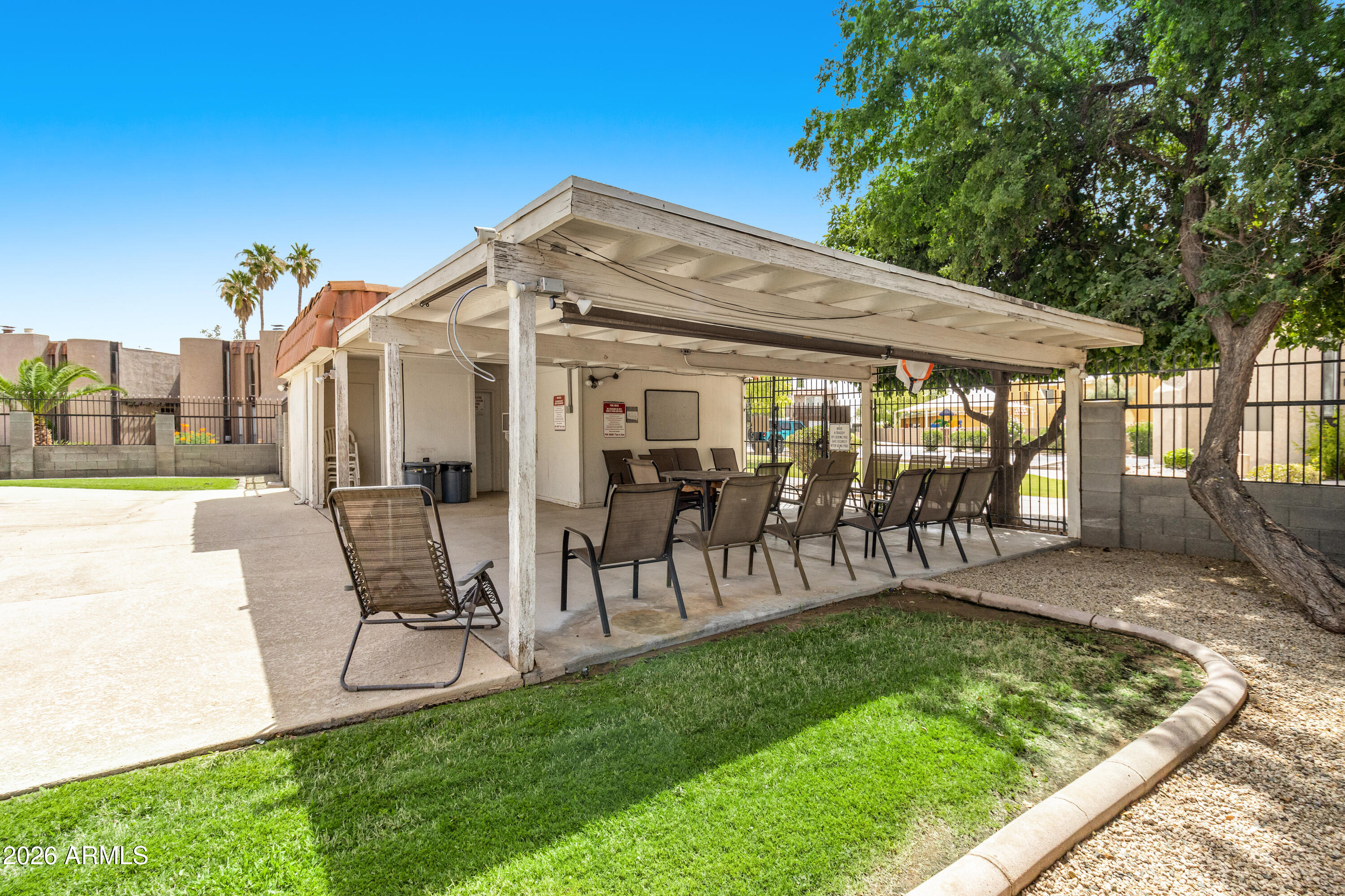 CASA GRANDE TOWNHOMES UNIT THREE - Residential