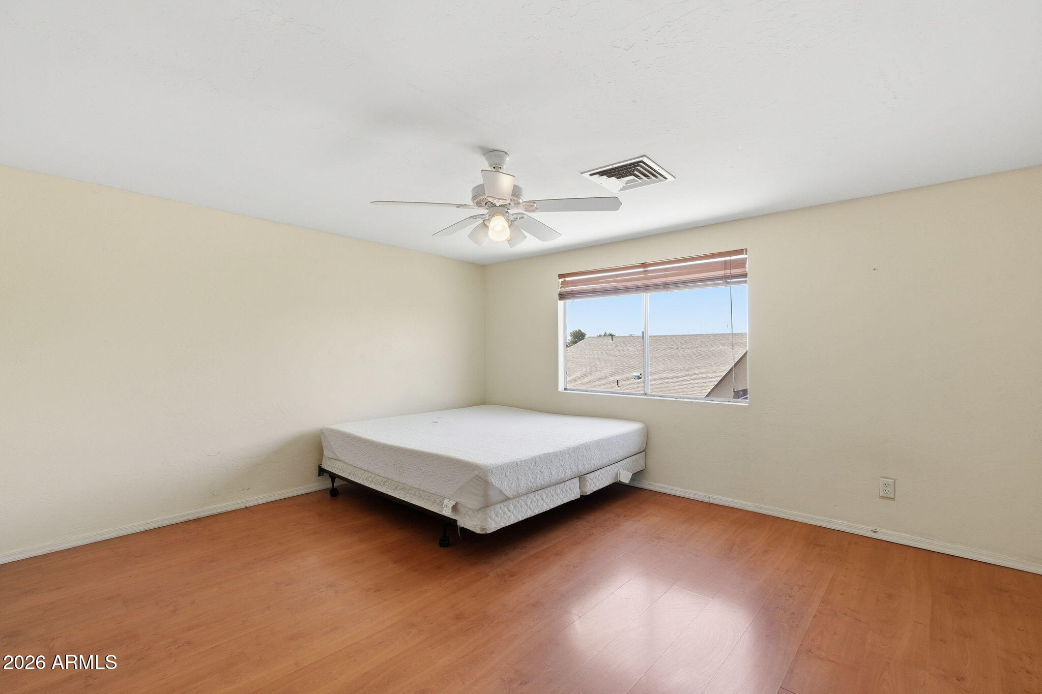 CASA GRANDE TOWNHOMES UNIT THREE - Residential