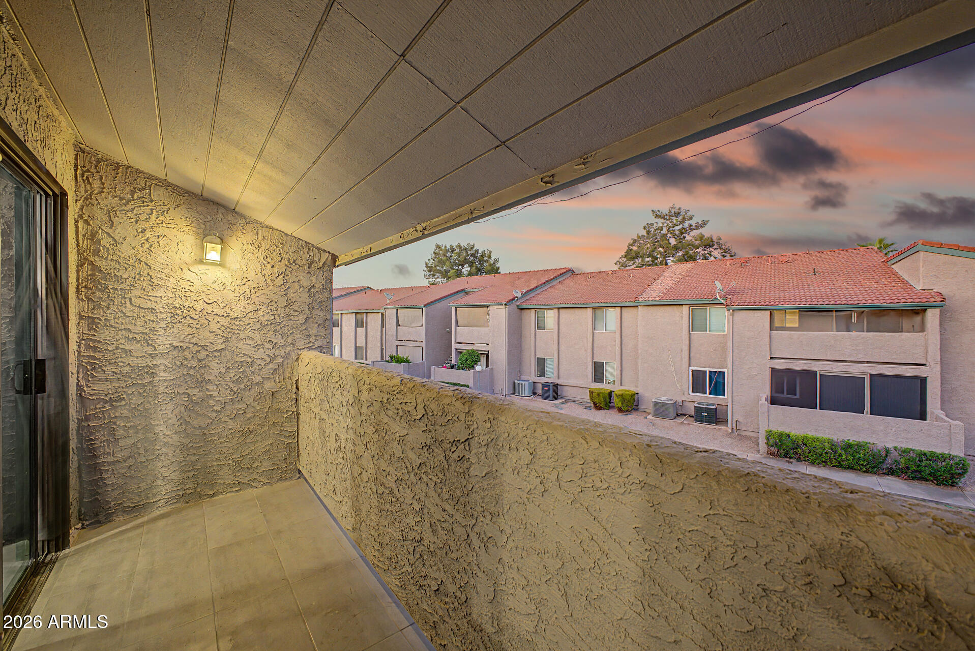 WOODGLEN SQUARE CONDOMINIUMS TRACT F - Residential