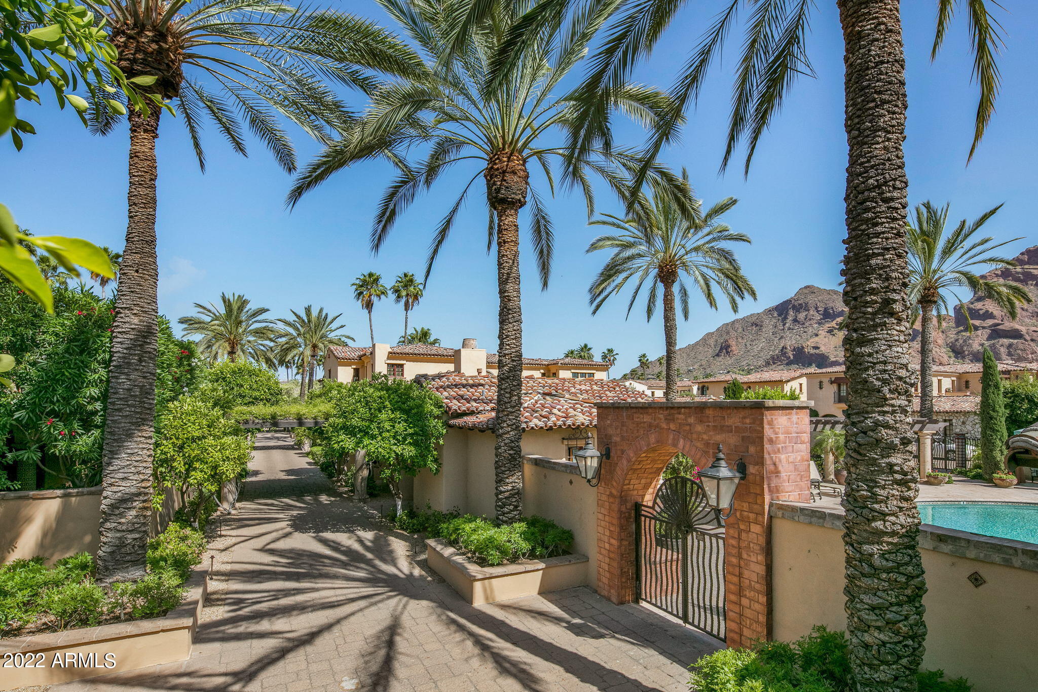 Montelucia Luxury Villas at La Posada - Residential