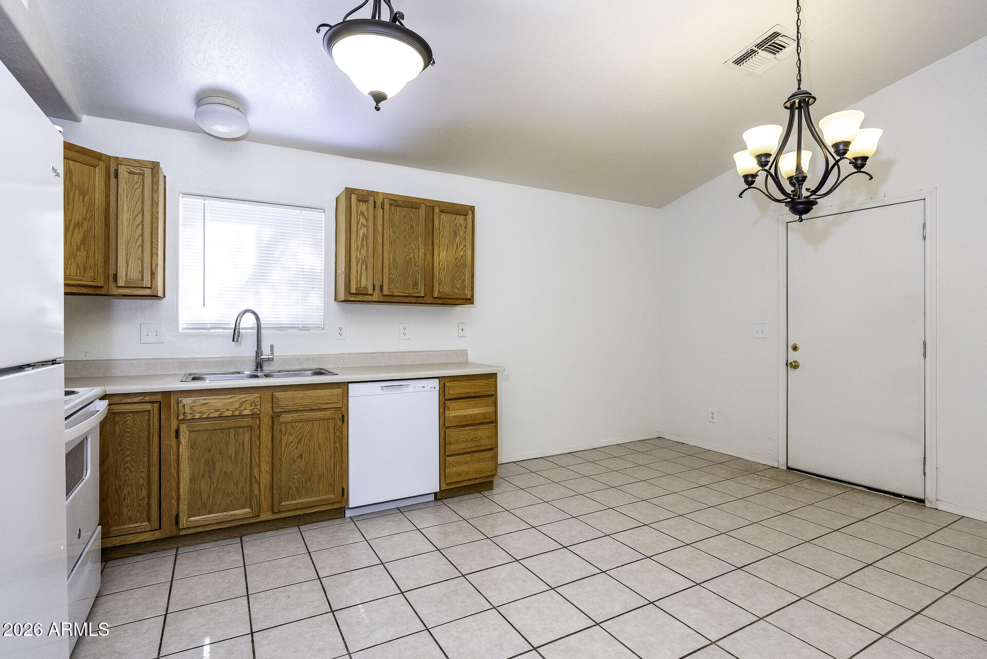 ARIZONA CITY UNIT FIFTEEN - Residential