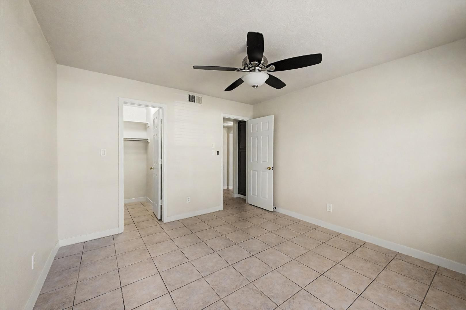 MARIPOSA SCOTTSDALE CONDOMINIUMS - Residential