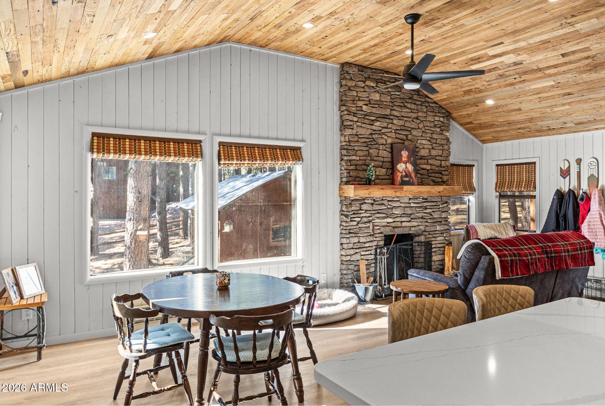FOREST LAKES ESTATES 2 - Residential