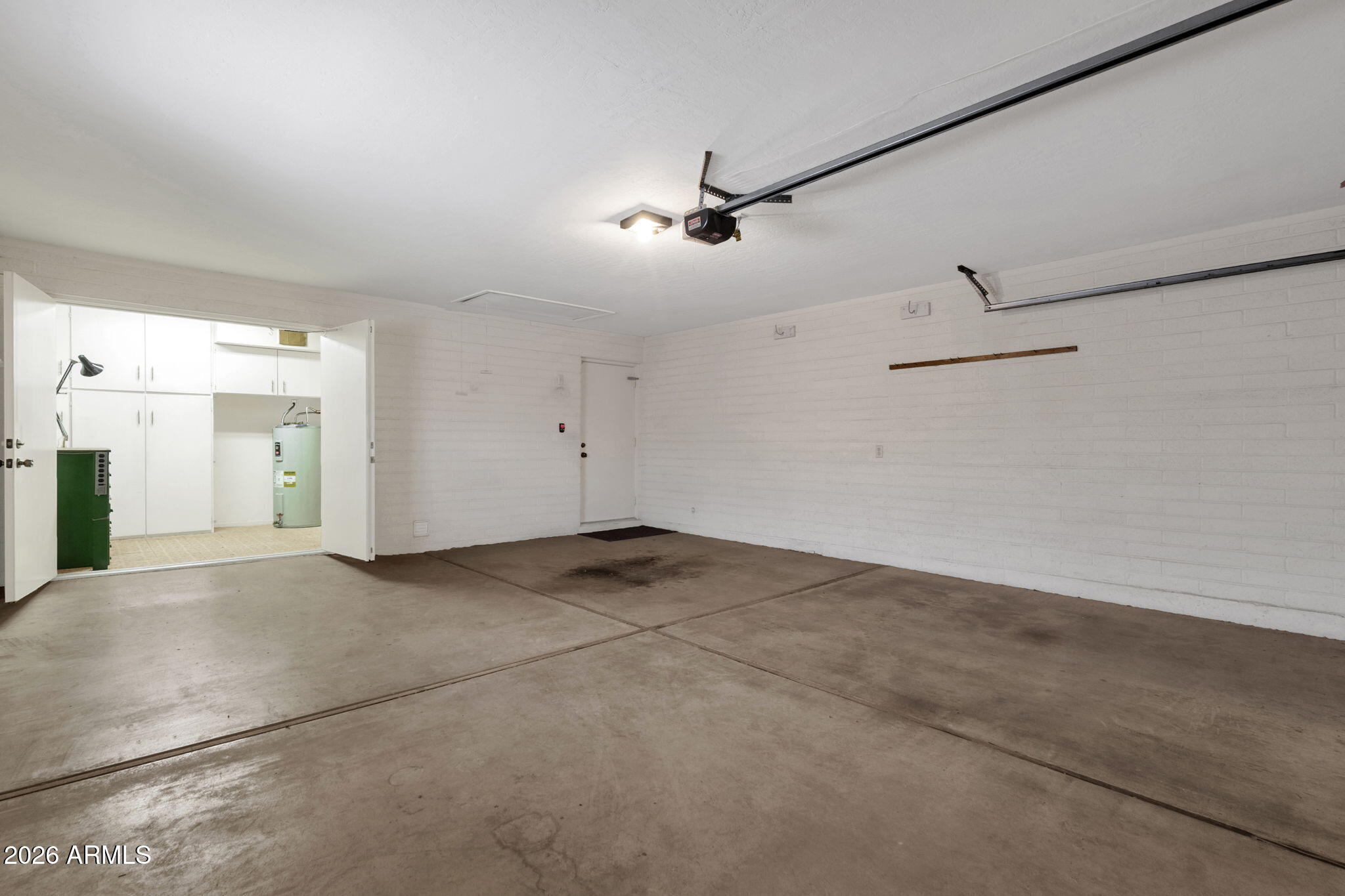 SUNLAND VILLAGE 5 - Residential