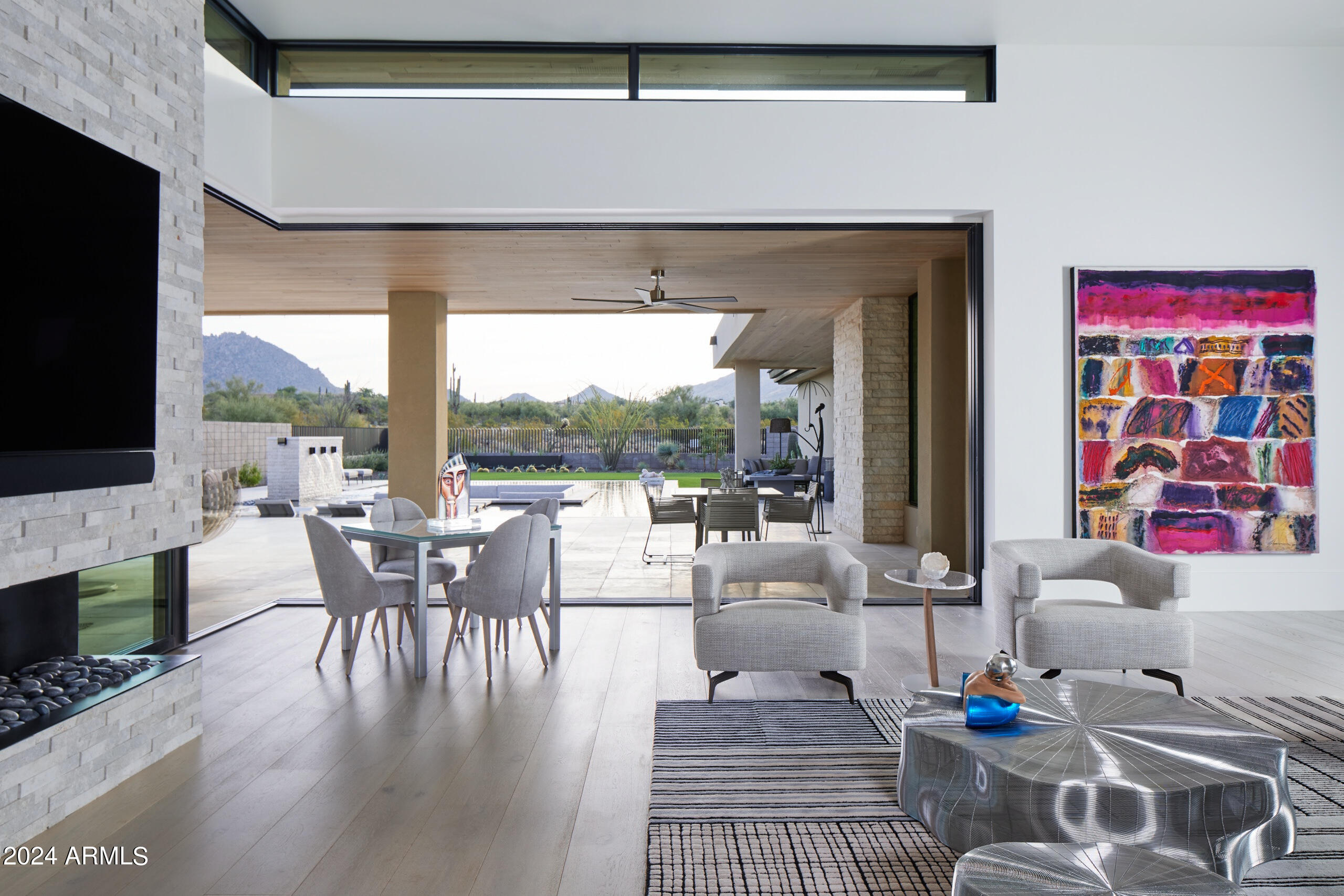 SOLITUDE - Residential
