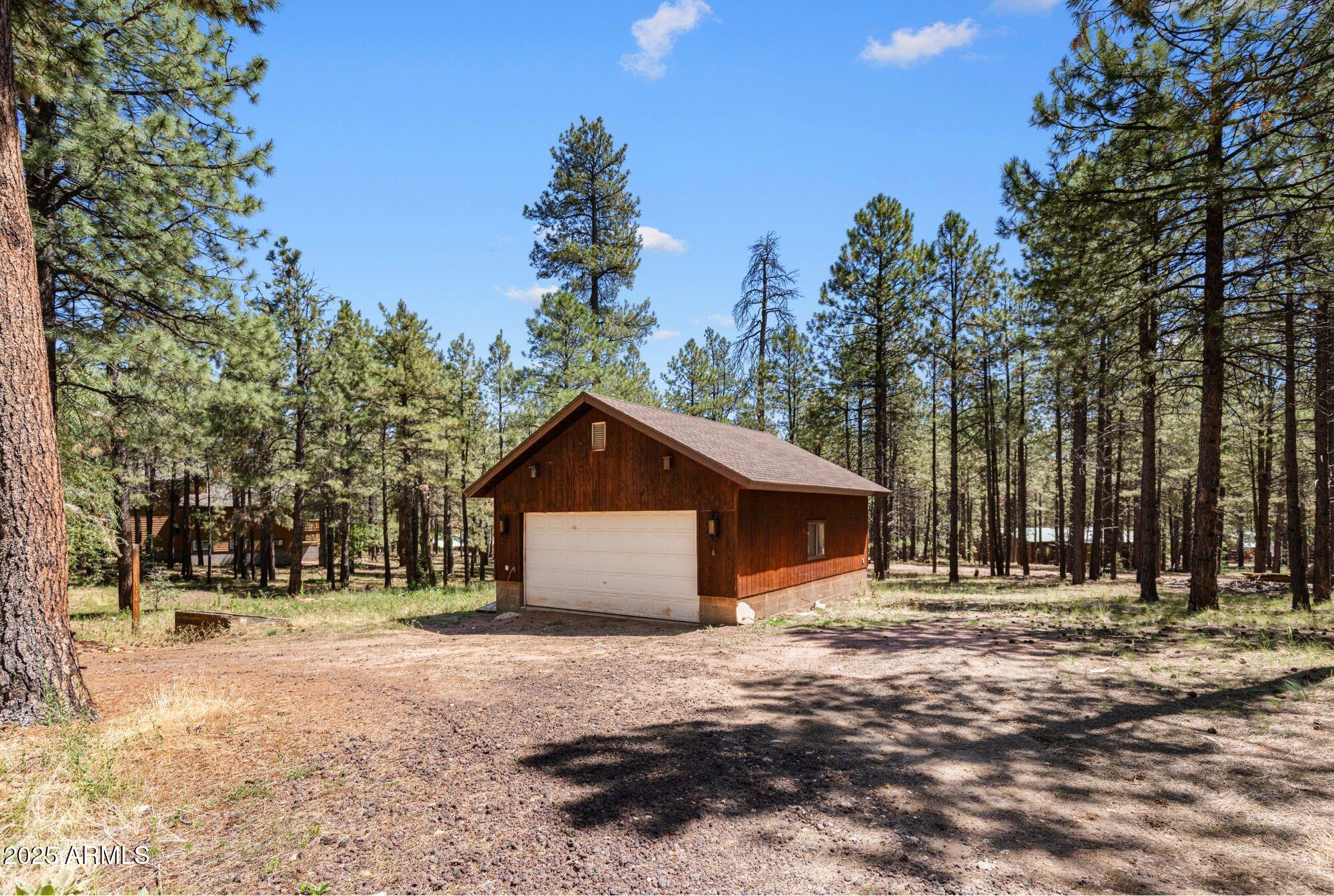 FOREST LAKES ESTATES - Residential