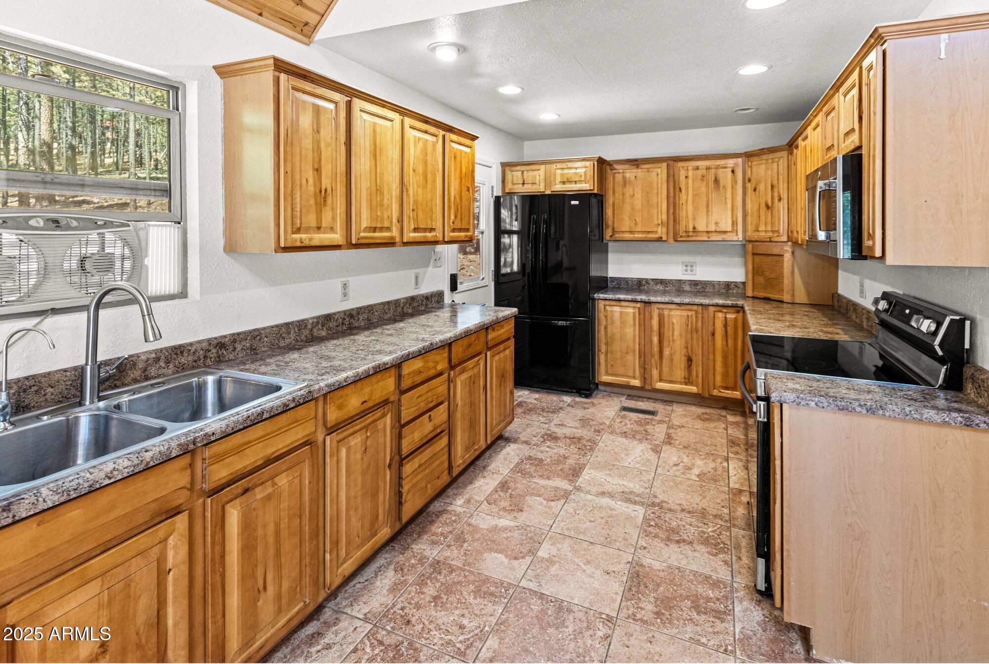 FOREST LAKES ESTATES - Residential