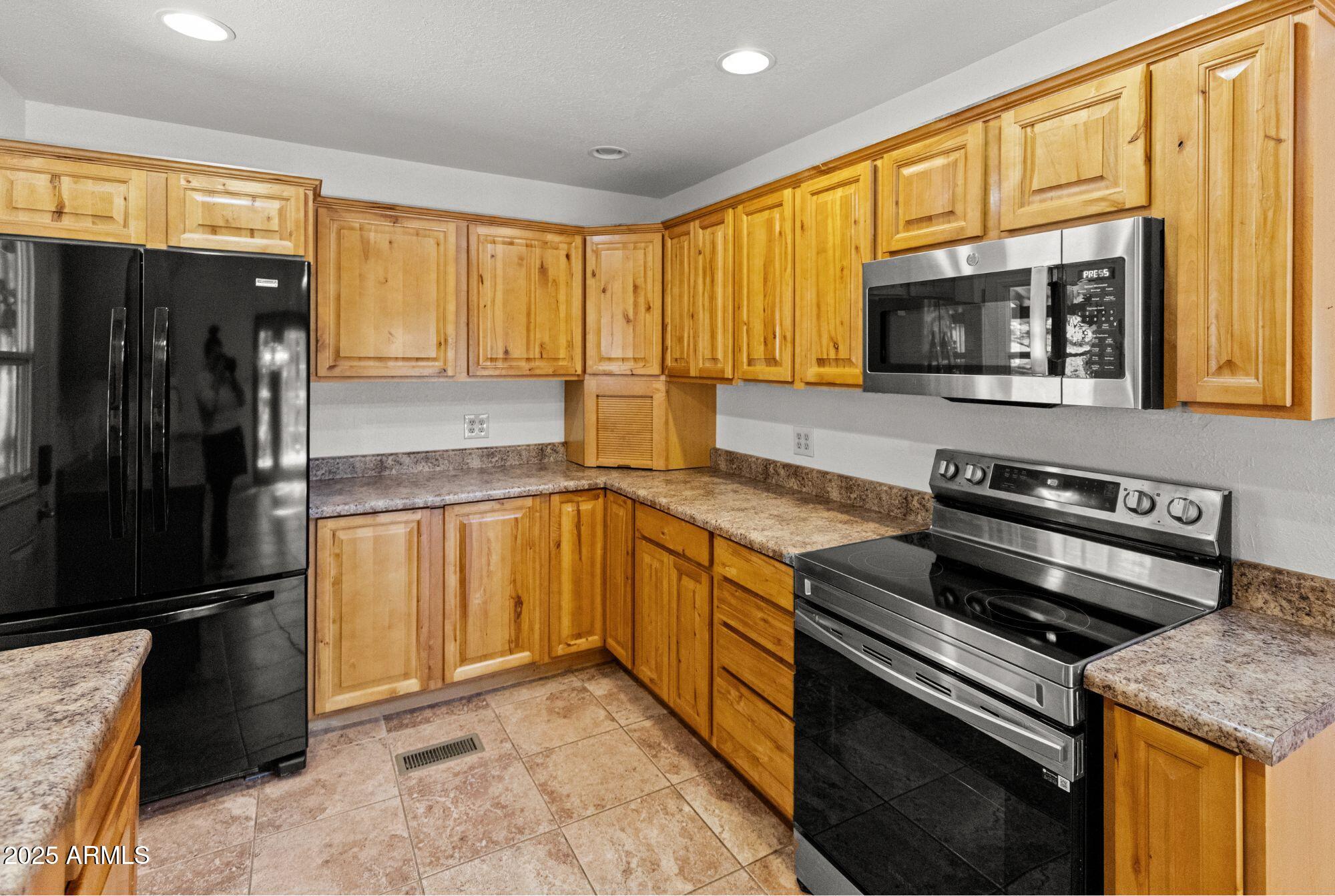 FOREST LAKES ESTATES - Residential