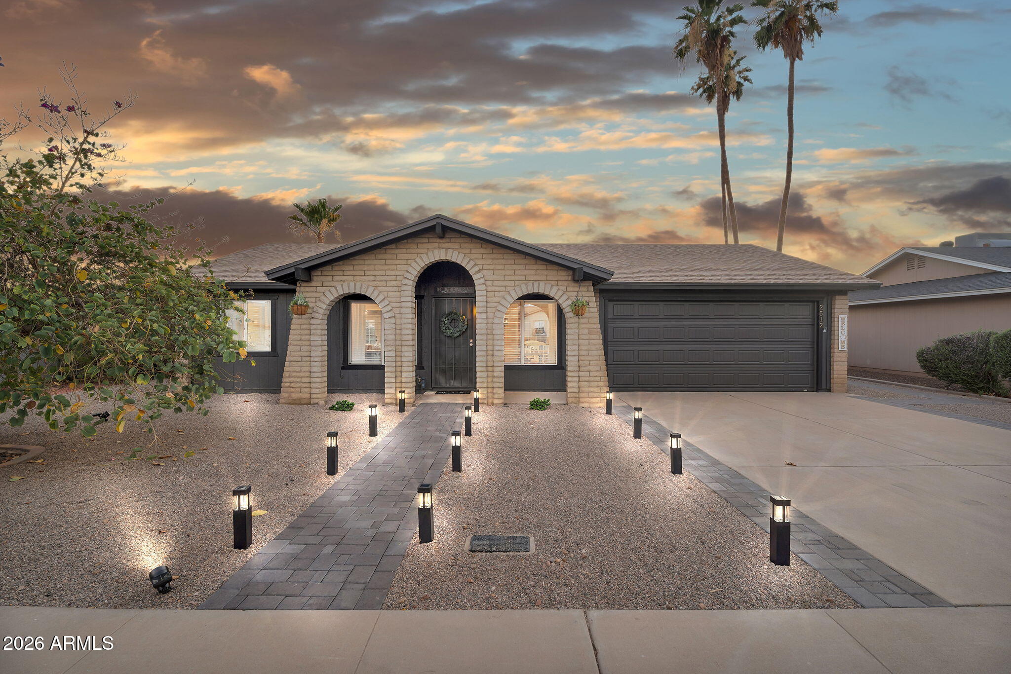 BROADWAY PALMS - Residential