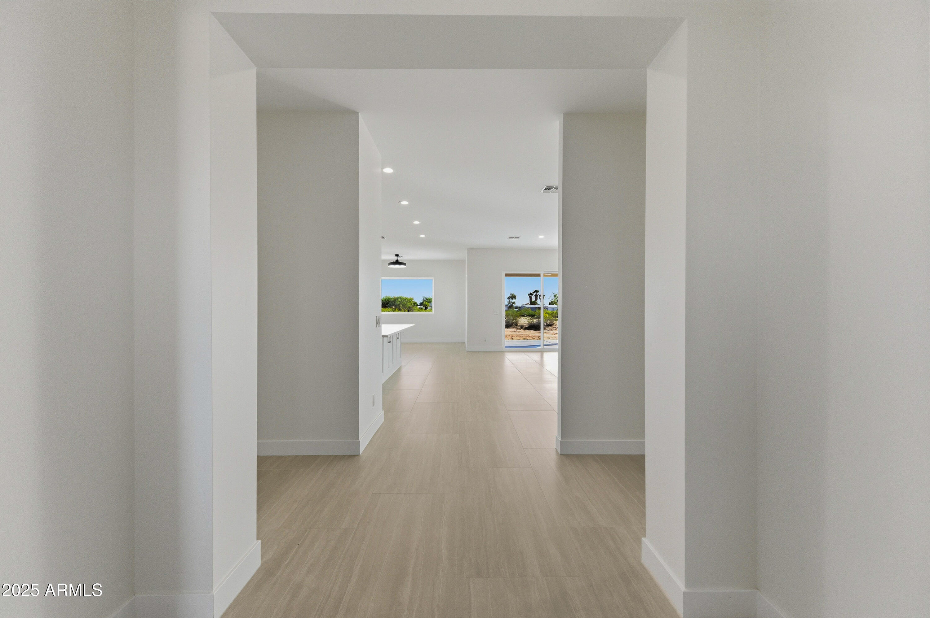 DESERT VISTA UNIT NO 5 CAB 8 SLD 25 - Residential
