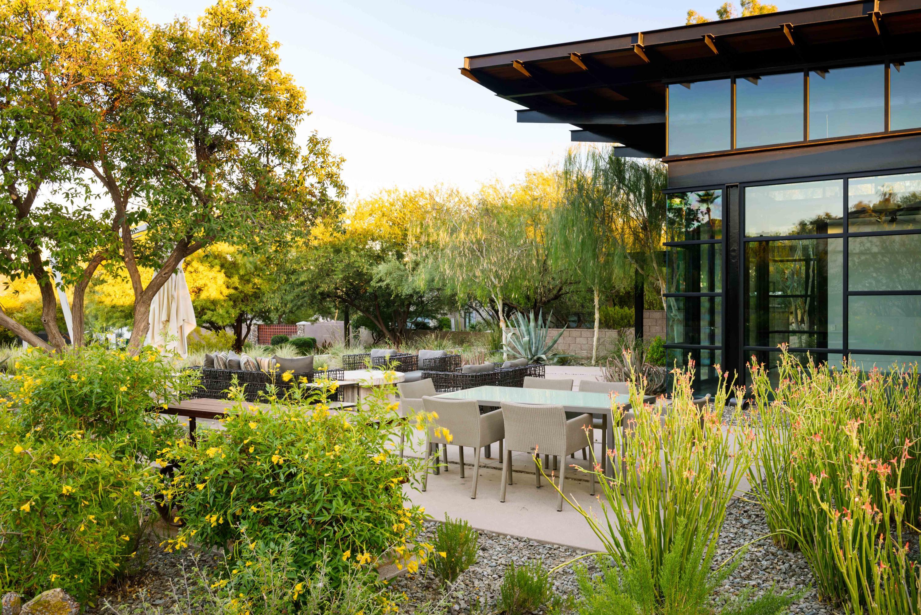 ARROYO HEIGHTS - Residential