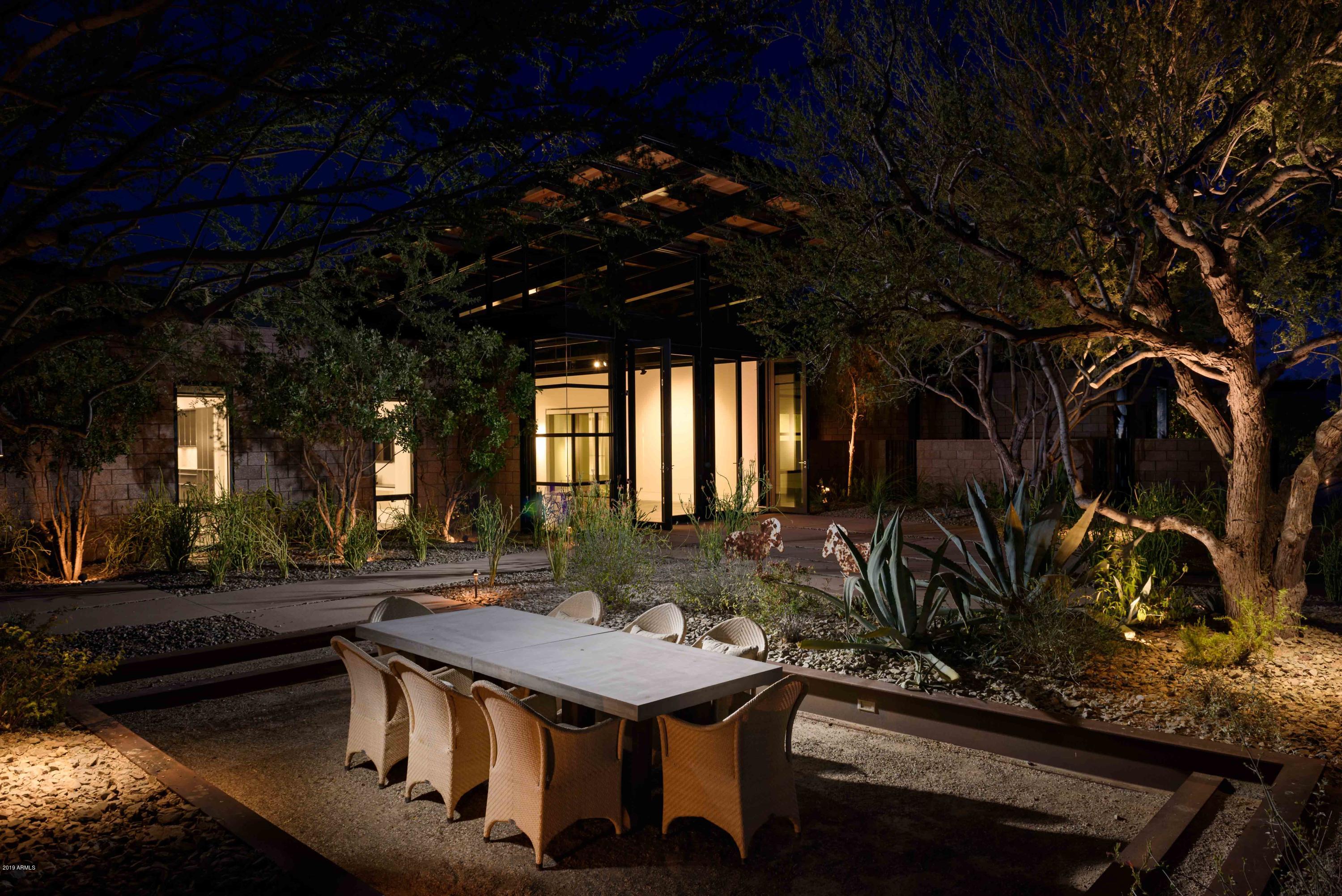 ARROYO HEIGHTS - Residential