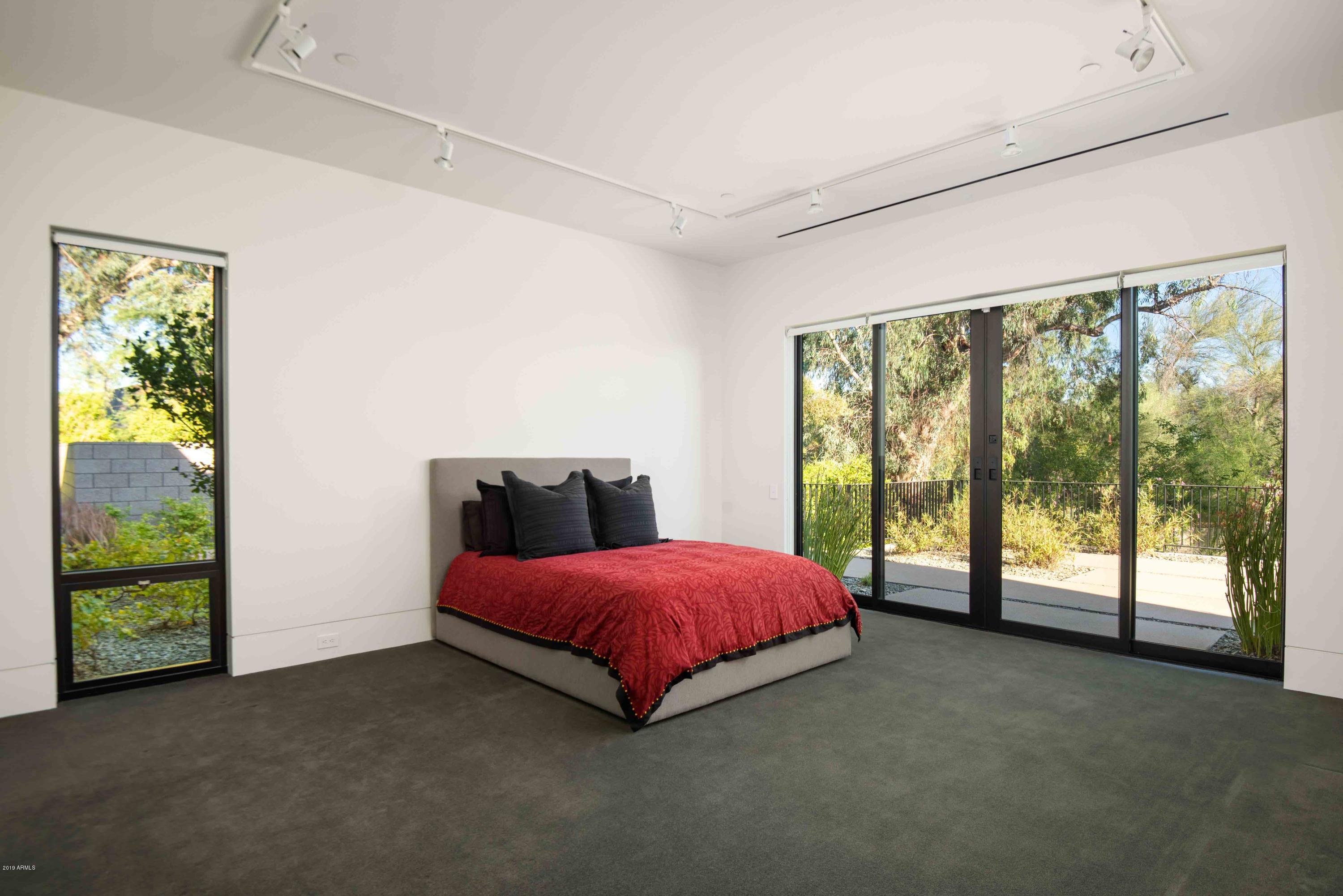ARROYO HEIGHTS - Residential