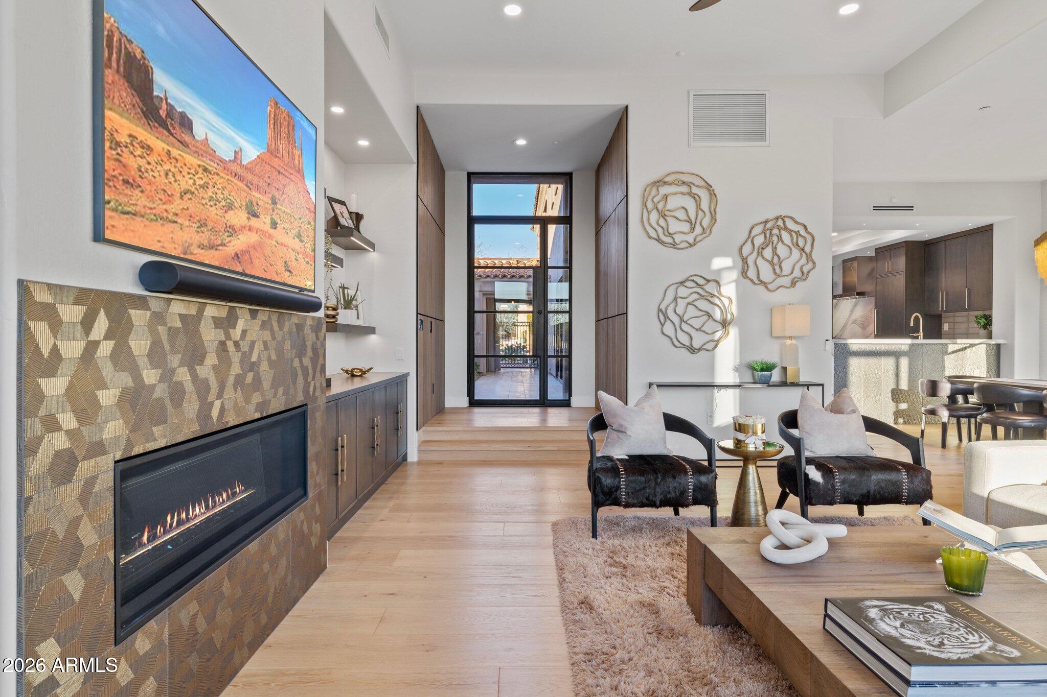 DC RANCH - Residential