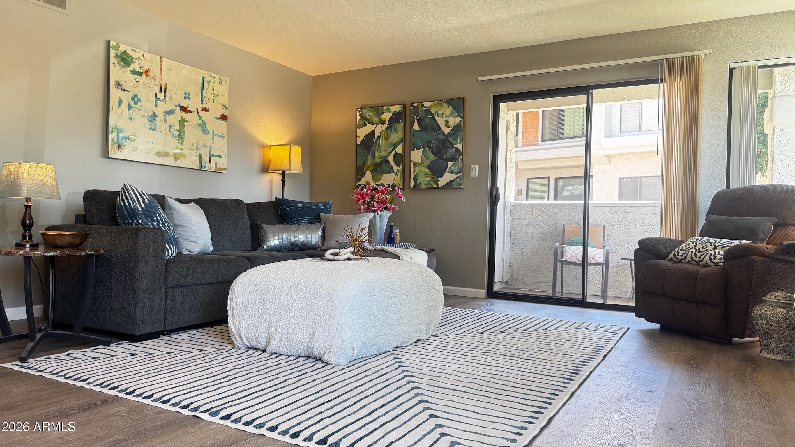 VENETIAN CONDOMINIUM PHASE 2 - Residential