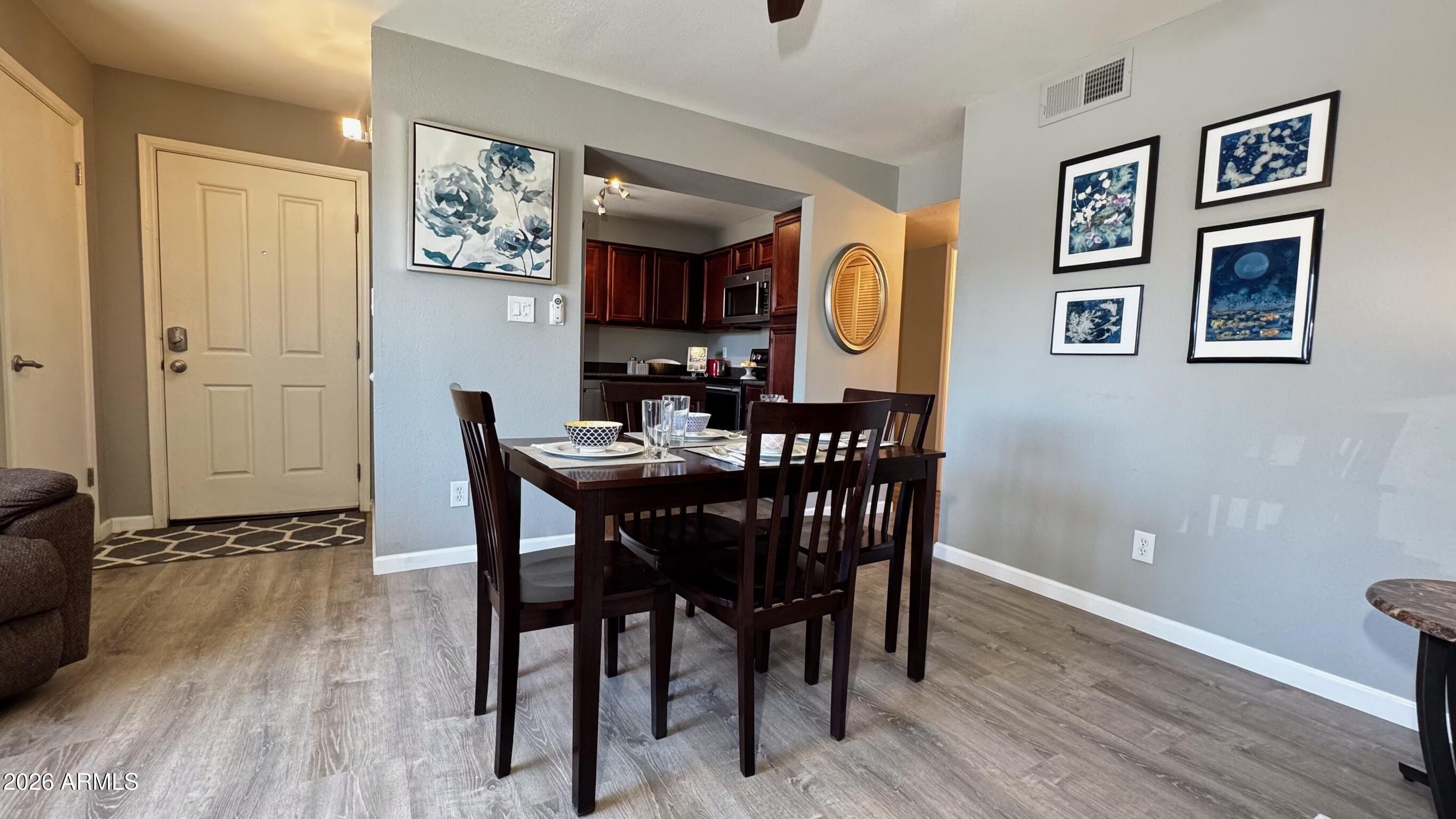 VENETIAN CONDOMINIUM PHASE 2 - Residential